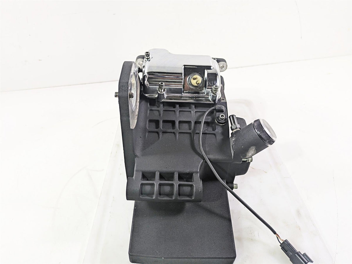 2005 Harley Touring FLHRI Road King Transmission Gear Box Case Cover 34740-02A {{ shop.shopifyCountryName }} - Mototech271
