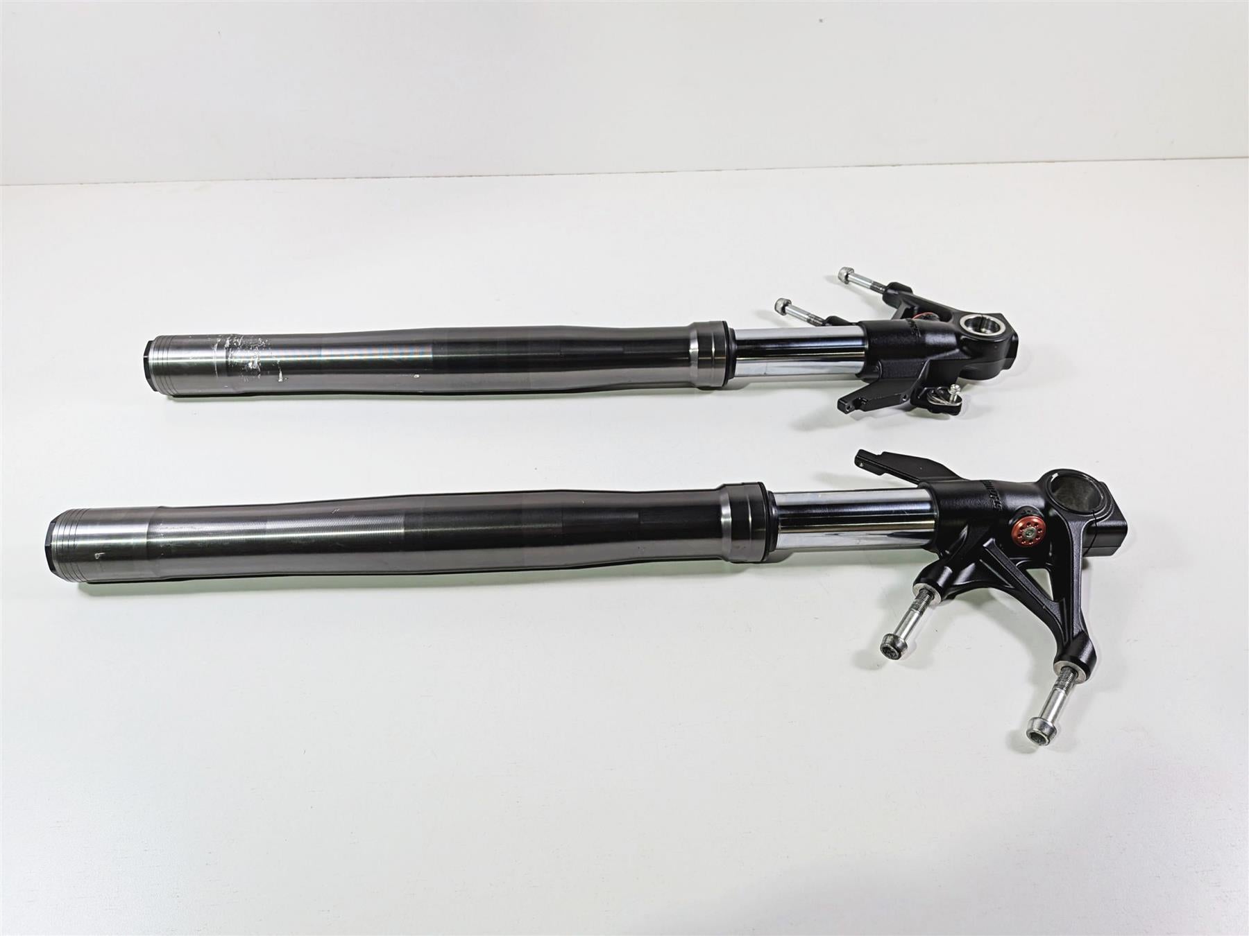 2019 Ducati 959 Panigale Straight Showa Front Fork Leg Set - Read 34420561B {{ shop.shopifyCountryName }} - Mototech271