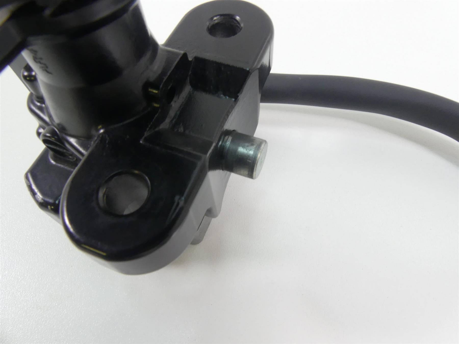 2022 Suzuki GSXR750 Ignition Switch Key Lock Fuel Tank Cap Set 37101-40822 {{ shop.shopifyCountryName }} - Mototech271