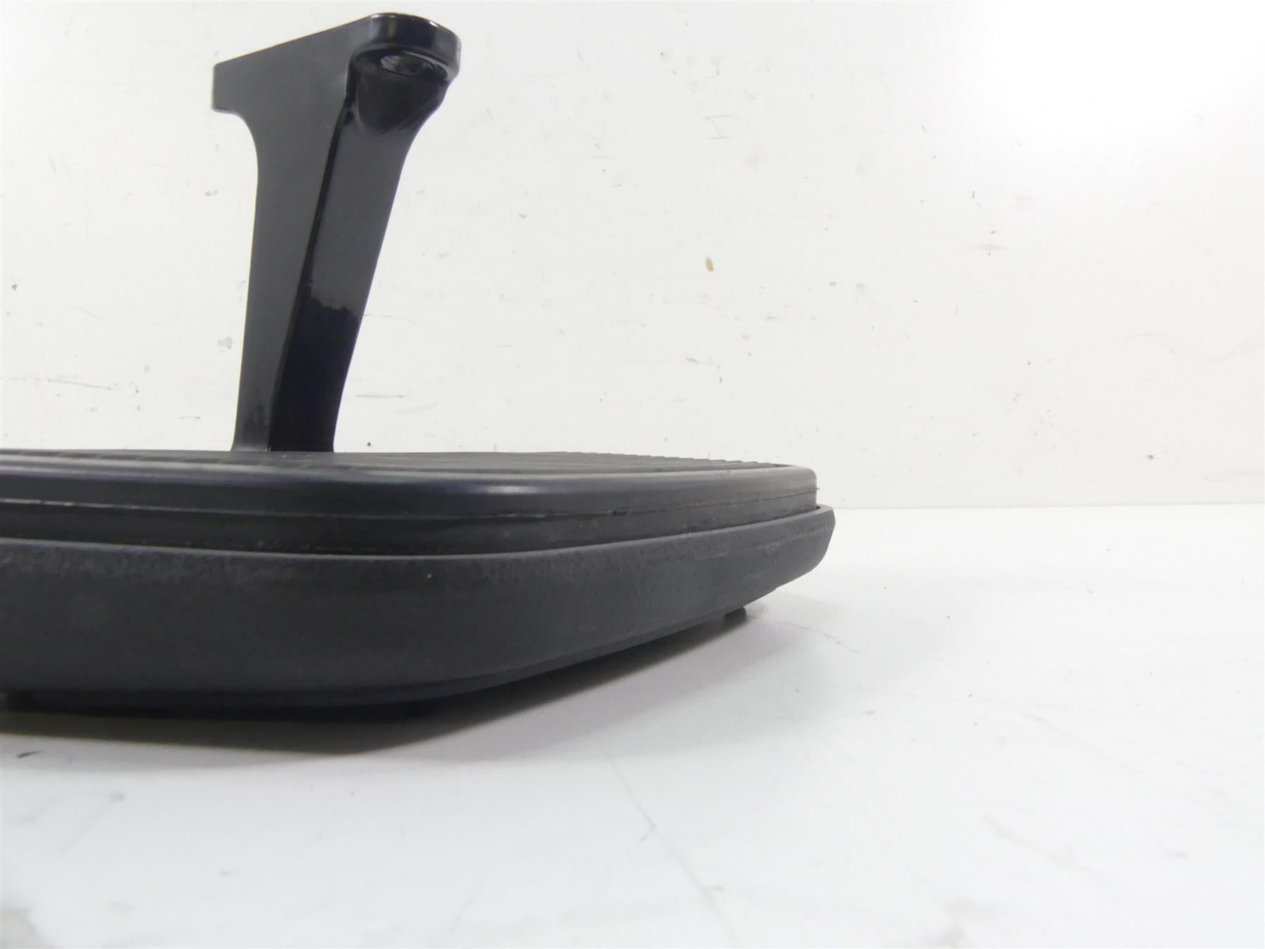2014 Harley Touring FLHTK Electra Glide Rear Passenger Floor Board 52719-10 {{ shop.shopifyCountryName }} - Mototech271