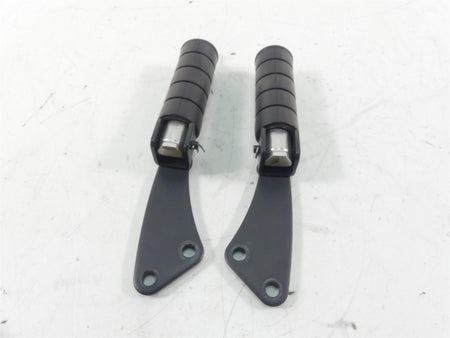 2001 Yamaha XV1600 Road Star Rear Passenger Pillion Foot Peg Set 4WM-27430-11-00 {{ shop.shopifyCountryName }} - Mototech271