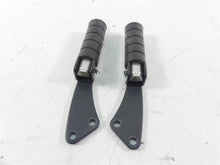 Load image into Gallery viewer, 2001 Yamaha XV1600 Road Star Rear Passenger Pillion Foot Peg Set 4WM-27430-11-00 | Mototech271
