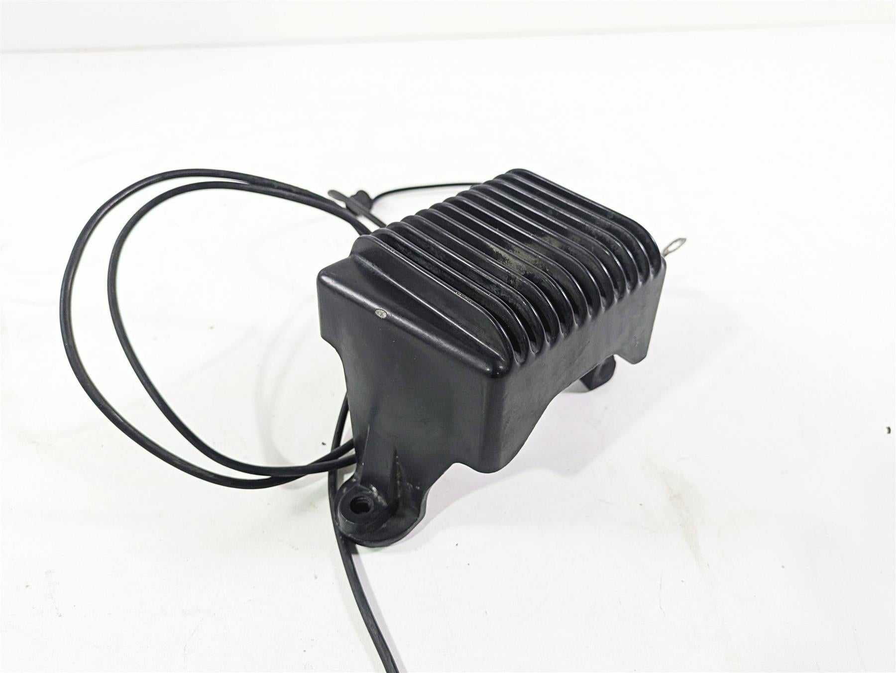 1996 Harley Touring FLHTCUI Electra Glide Rectifier Voltage Regulator 74505-95A {{ shop.shopifyCountryName }} - Mototech271