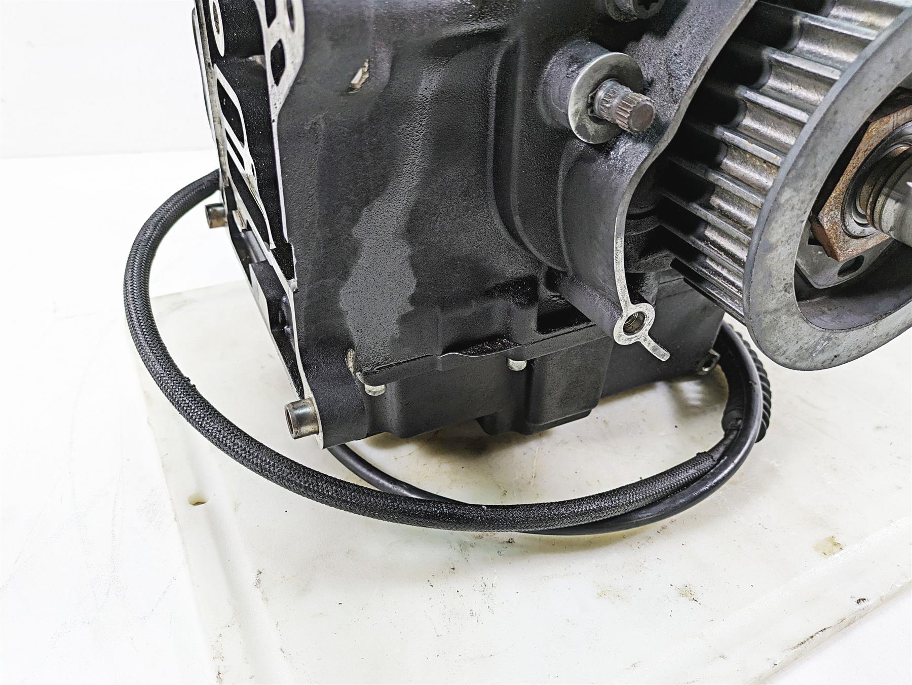 2012 Harley FLD Dyna Switchback 6-Speed Transmission Gear Box 33083-10A {{ shop.shopifyCountryName }} - Mototech271