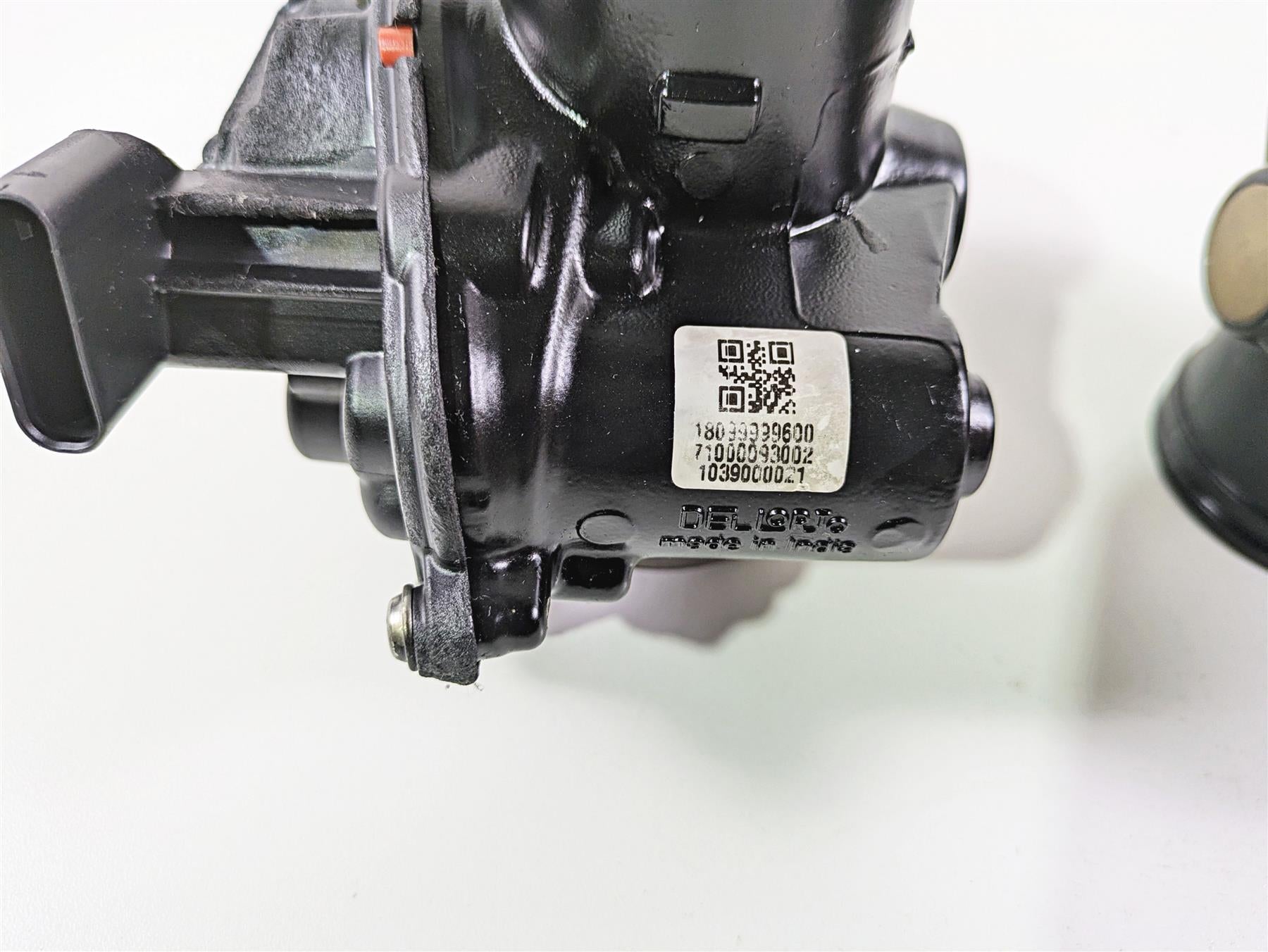 2022 BMW RnineT Pure K22 Dellorto Throttle Bodies Set 13549457019 13549457020 {{ shop.shopifyCountryName }} - Mototech271