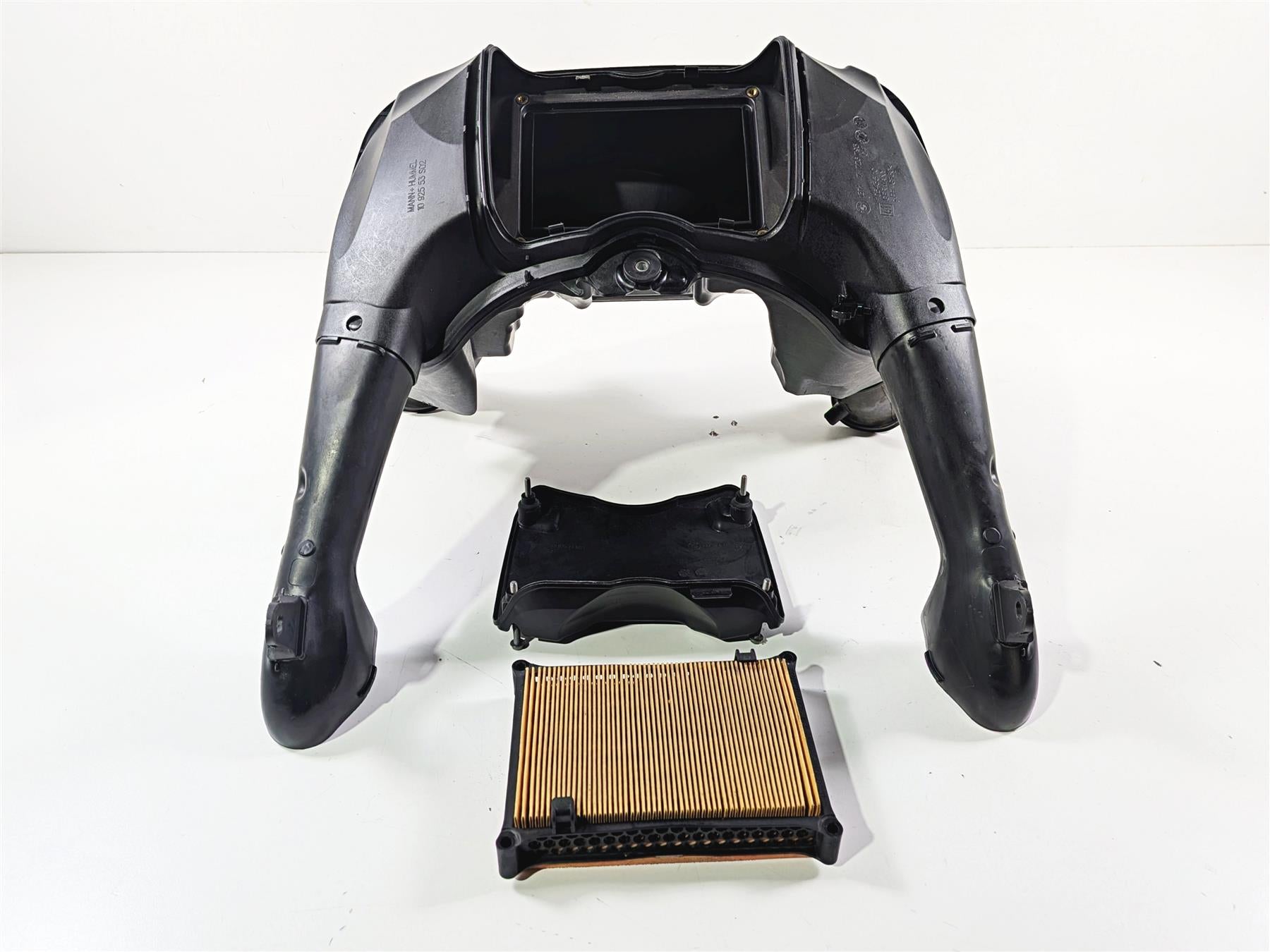 2016 BMW R1200RT RT RTW K52 Air Box Cleaner Breather Inlet Tube Duct 13717726792 {{ shop.shopifyCountryName }} - Mototech271