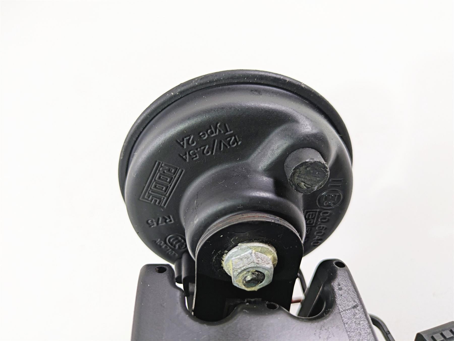 2018 Harley FLHCS Softail Heritage 115th Horn + Box & Wiring 69201654 {{ shop.shopifyCountryName }} - Mototech271