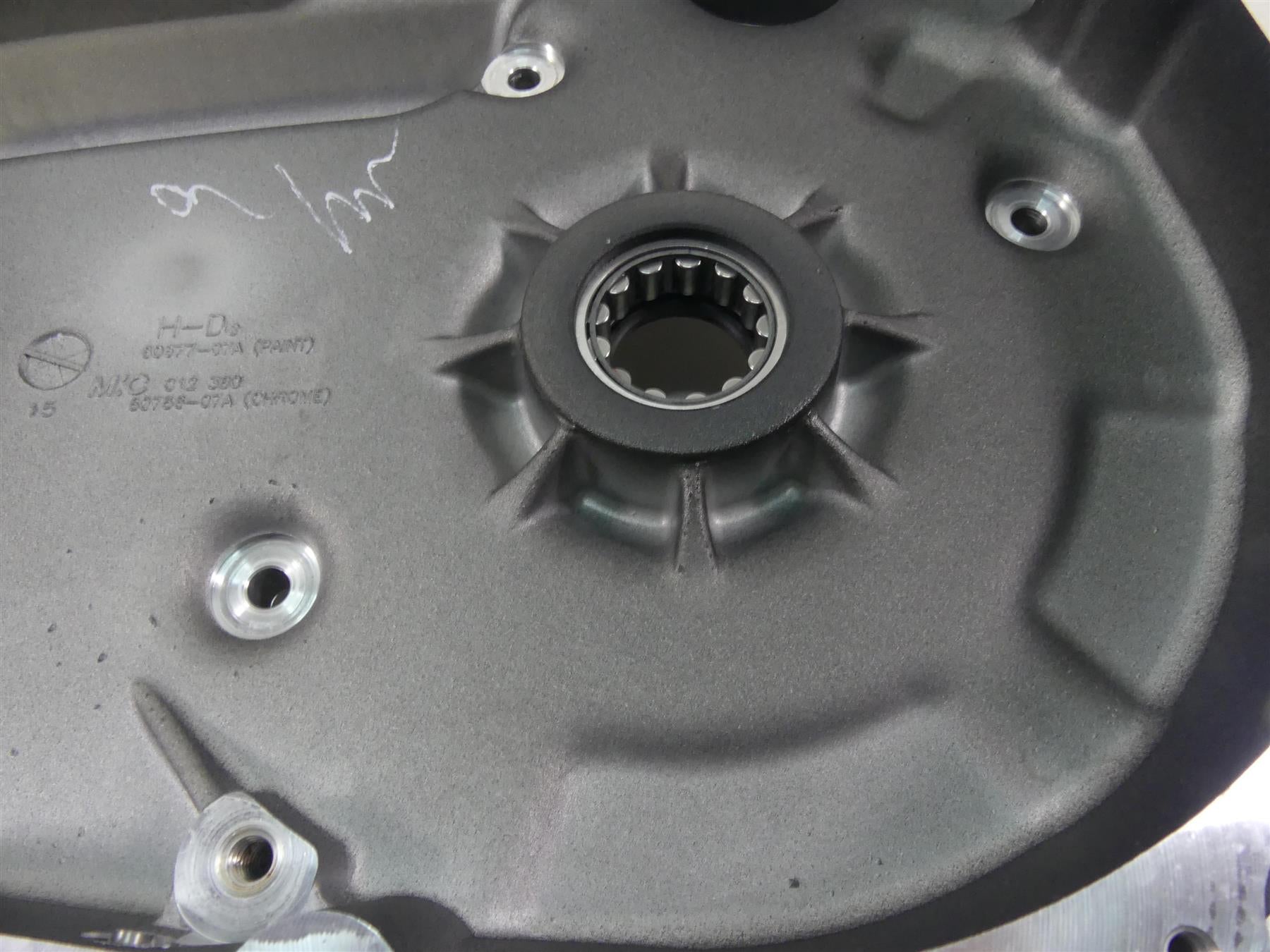 2016 Harley Touring FLHR Road King Inner Primary Drive Clutch Cover 60677-07A {{ shop.shopifyCountryName }} - Mototech271