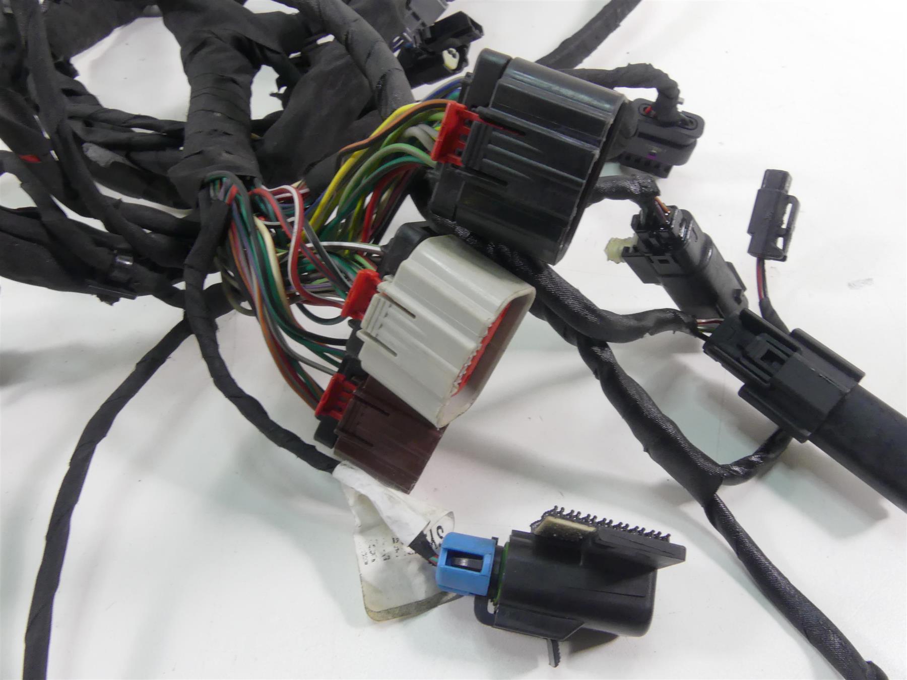 2018 Harley Softail FXFB Fat Bob Main Wiring Harness Non Abs - No Cut 69201493 {{ shop.shopifyCountryName }} - Mototech271