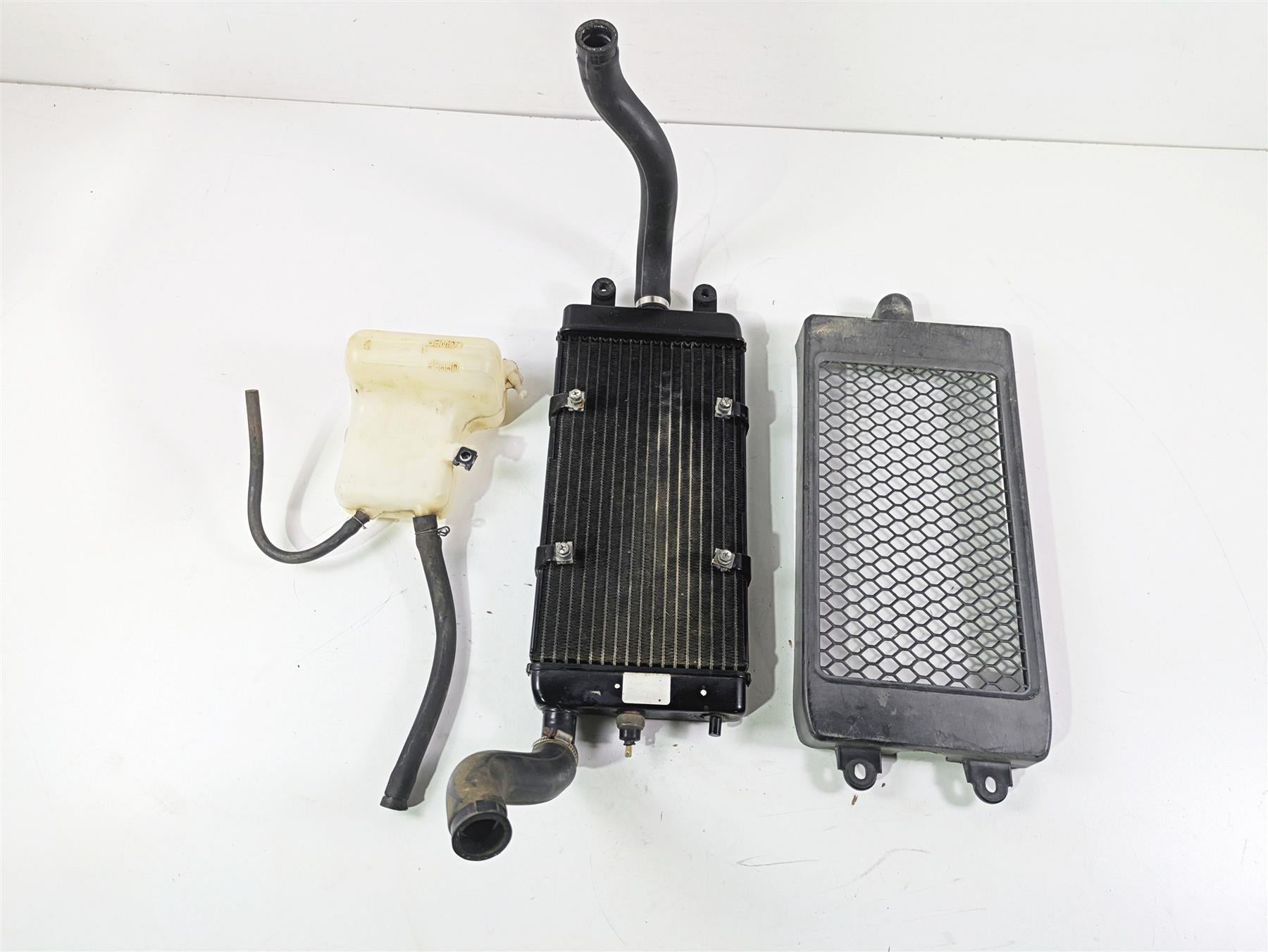 2007 Honda VTX1300 Classic Radiator Cover Reservoir Set 19010-MEA-671 {{ shop.shopifyCountryName }} - Mototech271
