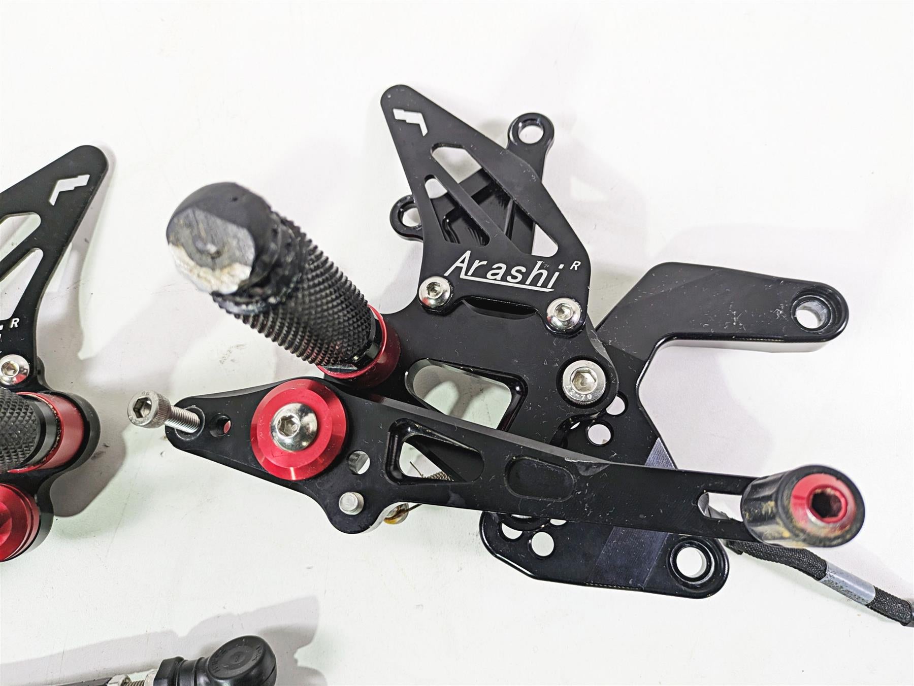 2021 Kawasaki Z900 ZR900 Arashi Rearset Foot Peg Lever Set M528-B074-BLK {{ shop.shopifyCountryName }} - Mototech271