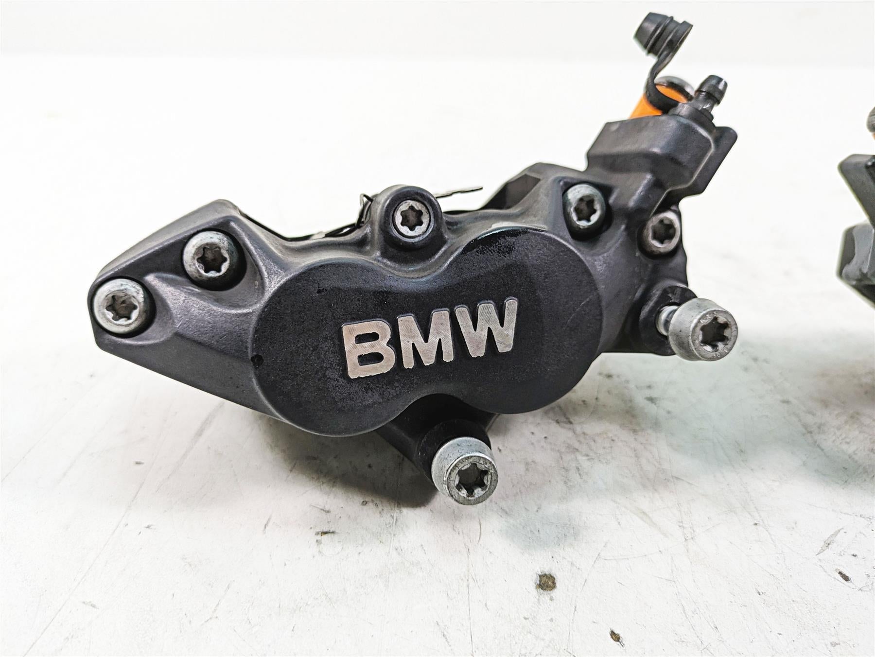 2007 BMW R1200RT K26 Brembo Front Brake Caliper Set 34117711439 34117711438 {{ shop.shopifyCountryName }} - Mototech271