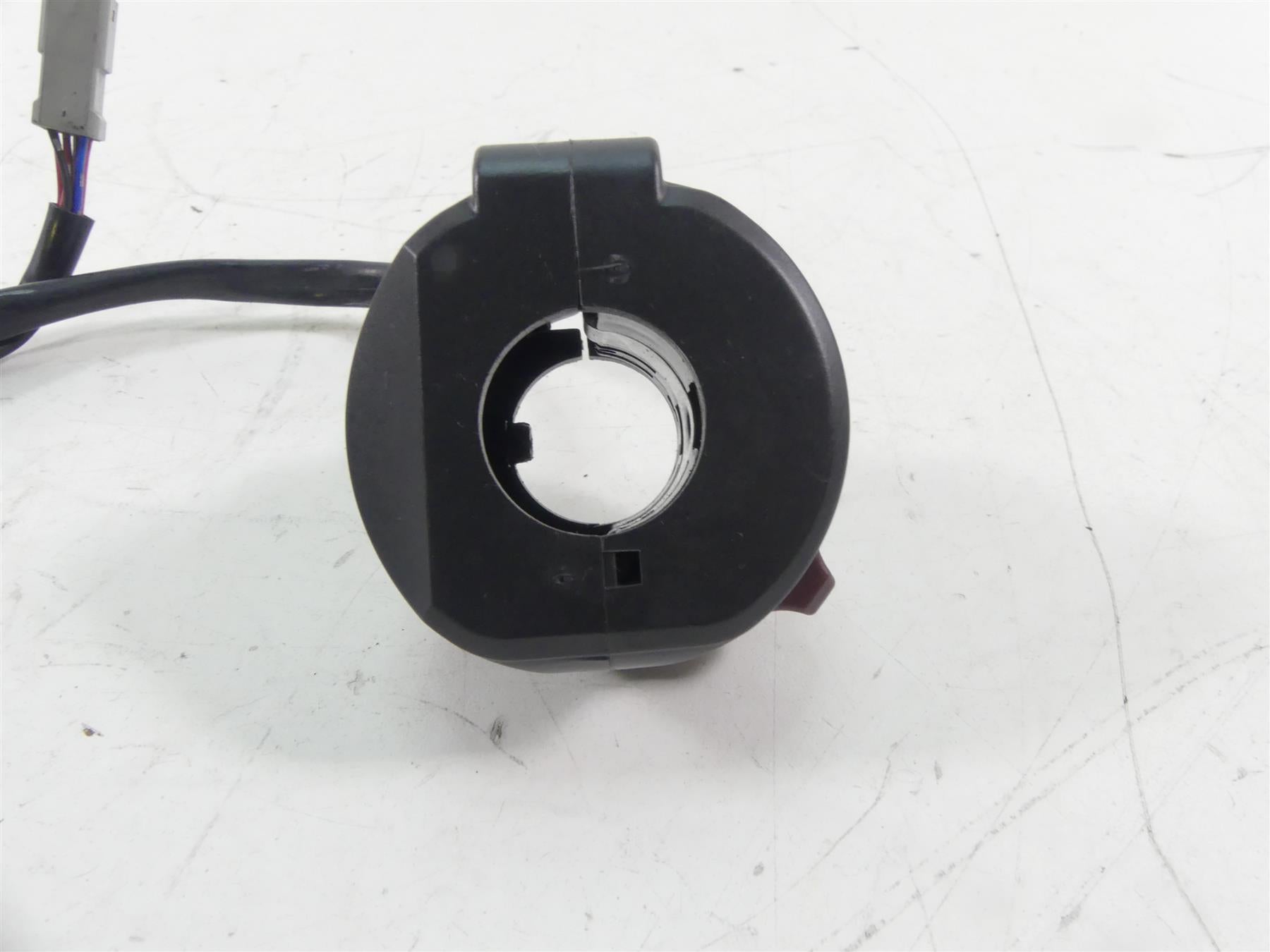 2015 Ducati Diavel Carbon Red Right Hand Start Stop Control Switch 65010141A {{ shop.shopifyCountryName }} - Mototech271