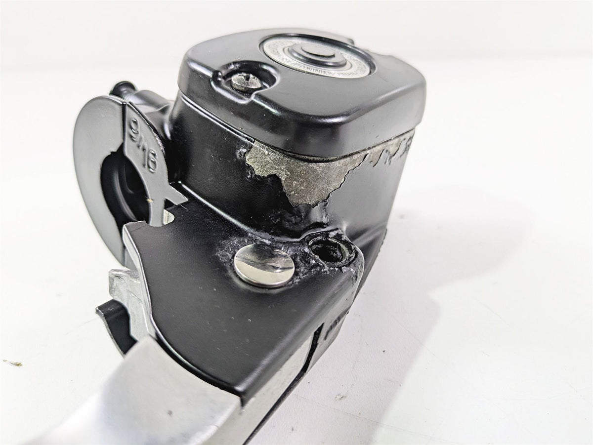 2014 Harley FLS Softail Slim Front Brake Master Cylinder 9/16" 45029-11D {{ shop.shopifyCountryName }} - Mototech271