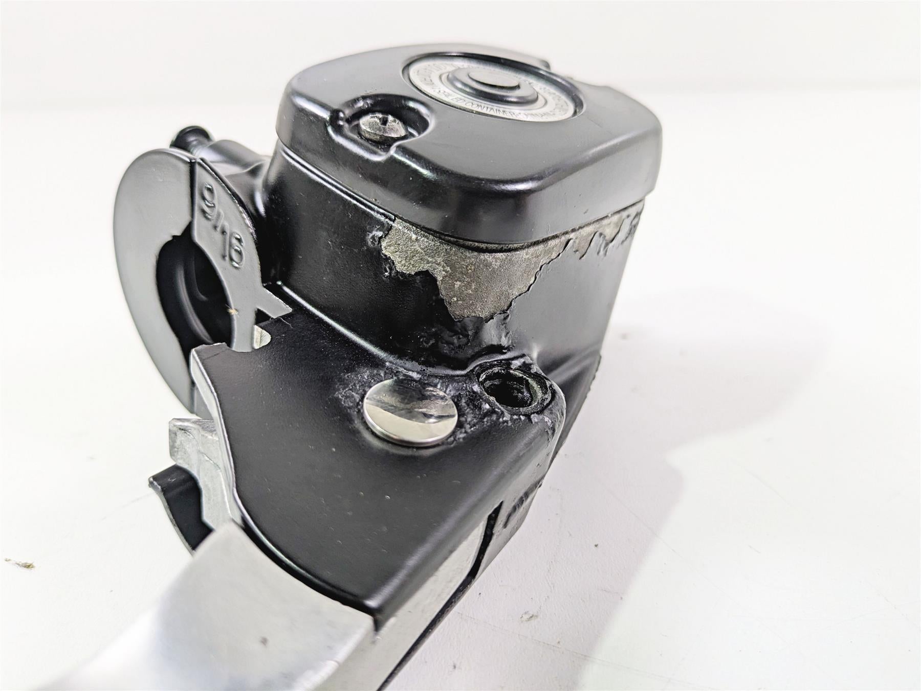 2014 Harley FLS Softail Slim Front Brake Master Cylinder 9/16" 45029-11D {{ shop.shopifyCountryName }} - Mototech271