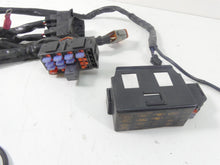 Load image into Gallery viewer, 2006 Harley Touring FLHTCUI Electra Glide Main Wiring Harness -No Cuts 71000-06 | Mototech271
