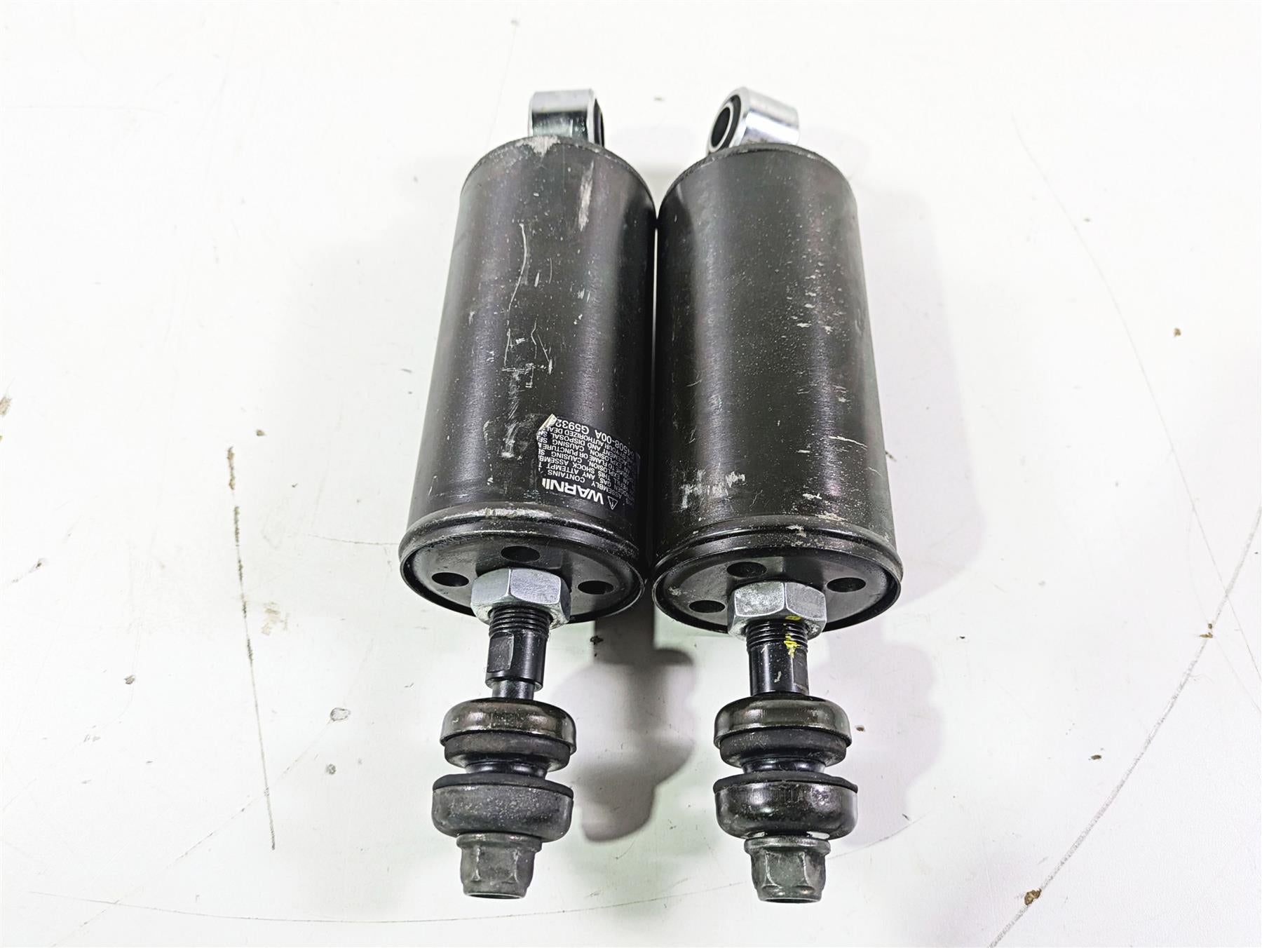 2004 Harley Softail FLSTF Fat Boy Showa Rear Suspension Shock Set 54508-00A | Mototech271