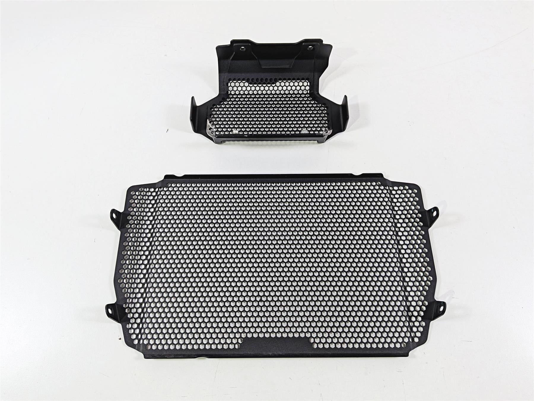 2016 Ducati Hypermotard 939 SP Evotech Radiator Grille Cover PRN010929-Mototech271