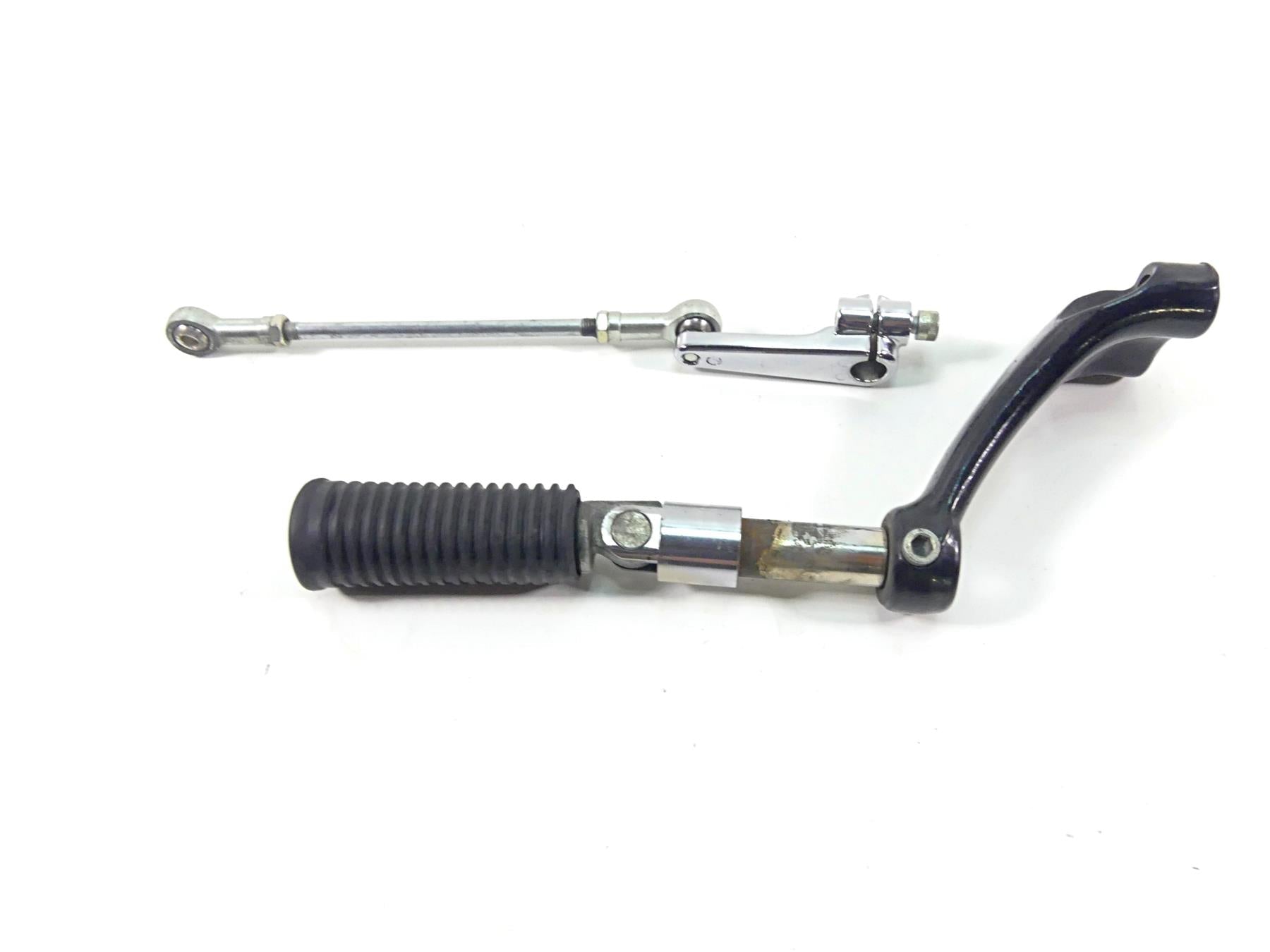 2005 Harley Sportster XL1200 C Front Left Foot Peg & Shifter Links Set 42651-04 {{ shop.shopifyCountryName }} - Mototech271