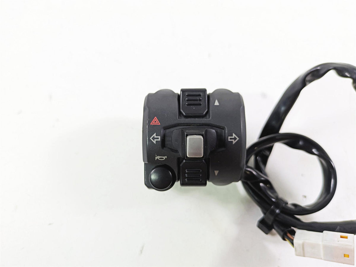 2016 Ducati Monster 1200 S Left Hand Control Switch Horn Blinker 65110141A {{ shop.shopifyCountryName }} - Mototech271