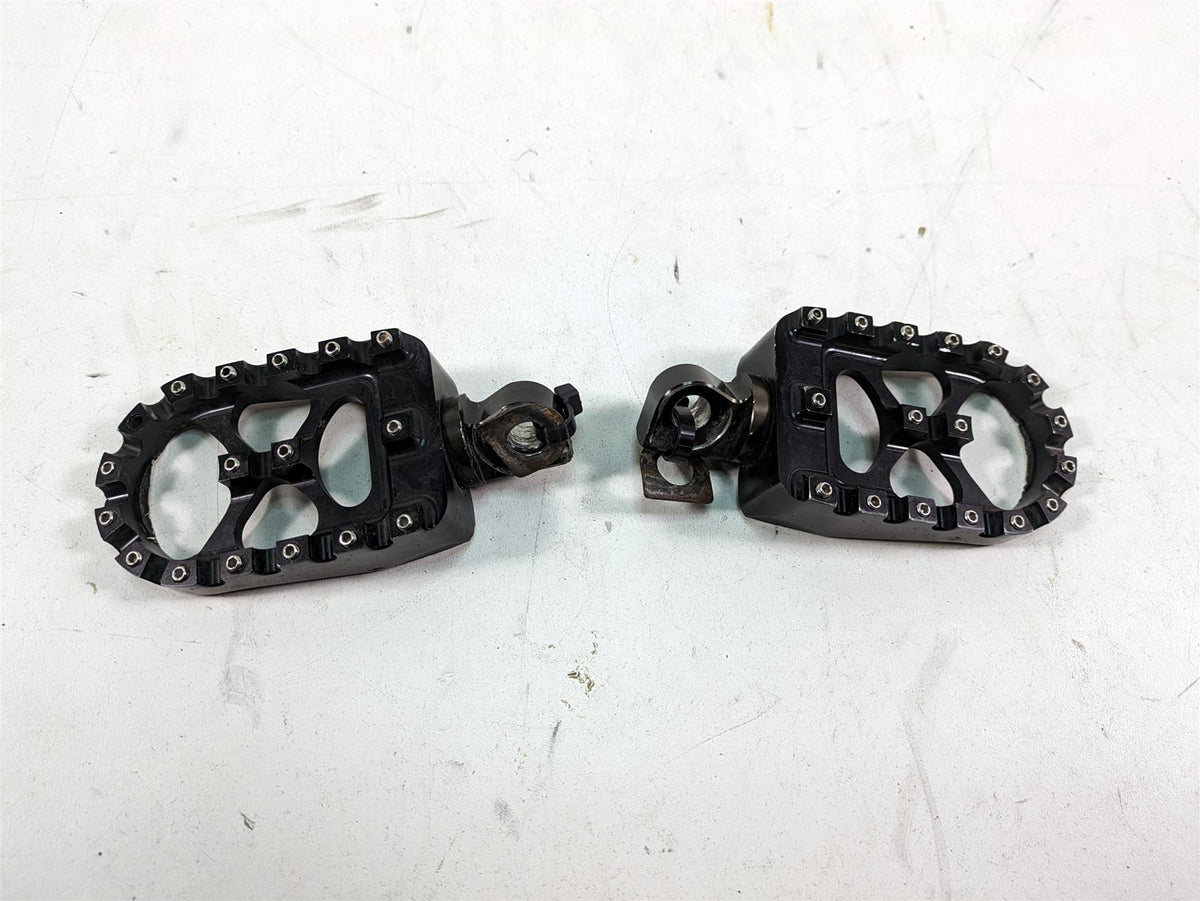 2015 Harley FXDL Dyna Low Rider Aftermarket Grip Stunt Footpeg Foot Peg Set {{ shop.shopifyCountryName }} - Mototech271