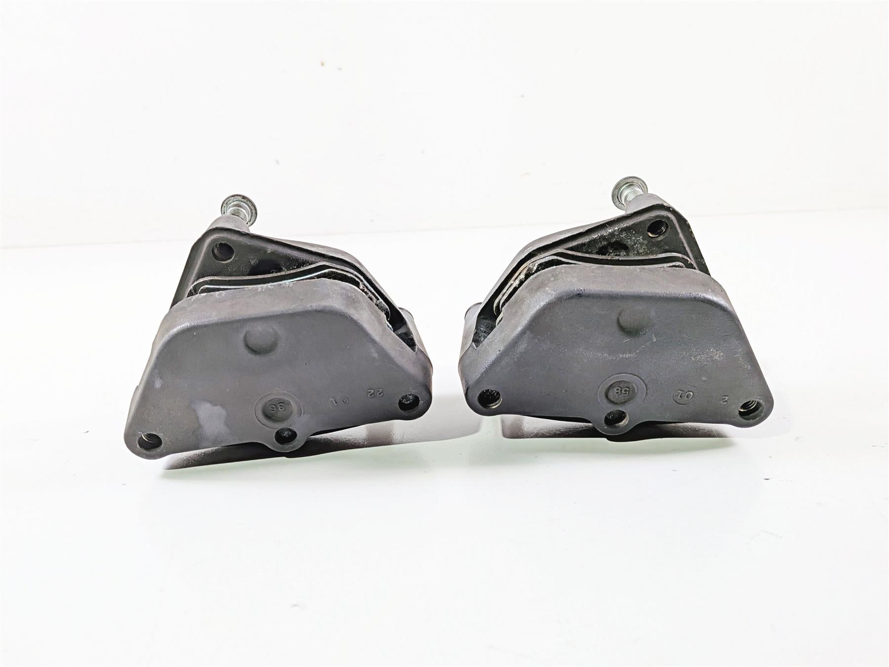 2001 Harley FLHRCI Road King Front Brake Caliper Set 44023-00C 44046-00D {{ shop.shopifyCountryName }} - Mototech271