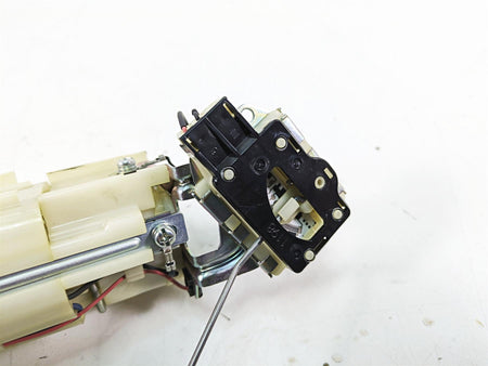 2009 Suzuki GSXR750 K9 Fuel Gas Petrol Pump - Tested 15100-37H00 15100-37H01 {{ shop.shopifyCountryName }} - Mototech271