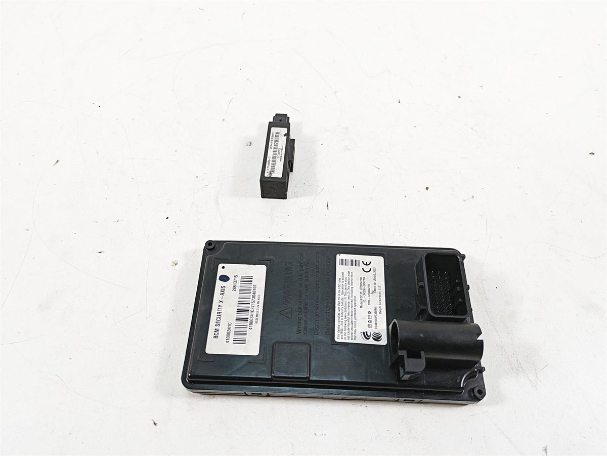 2018 Harley Touring FLHXSE CVO Street Glide Bcm X-Axis Control Module 41000341C {{ shop.shopifyCountryName }} - Mototech271