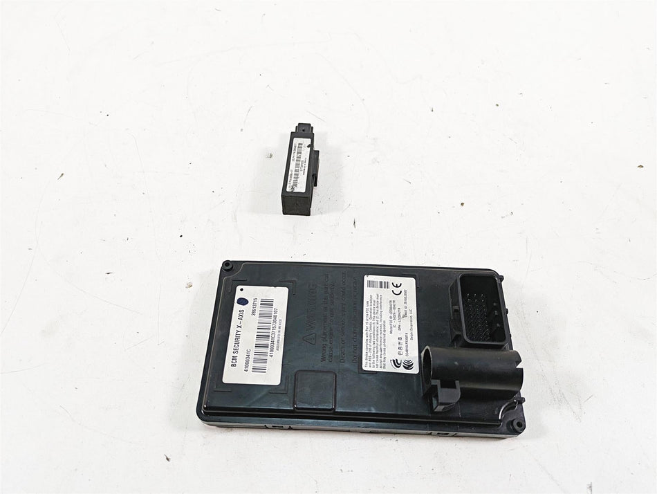 2018 Harley Touring FLHXSE CVO Street Glide Bcm X-Axis Control Module 41000341C {{ shop.shopifyCountryName }} - Mototech271