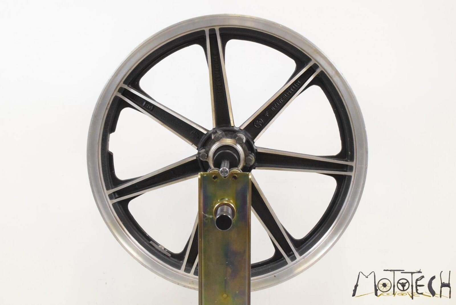 1980 Yamaha XS1100SG XS1100 SG Front 19x1.85 Wheel Rim STRAIGHT 5MT-25398-00-00 {{ shop.shopifyCountryName }} - Mototech271