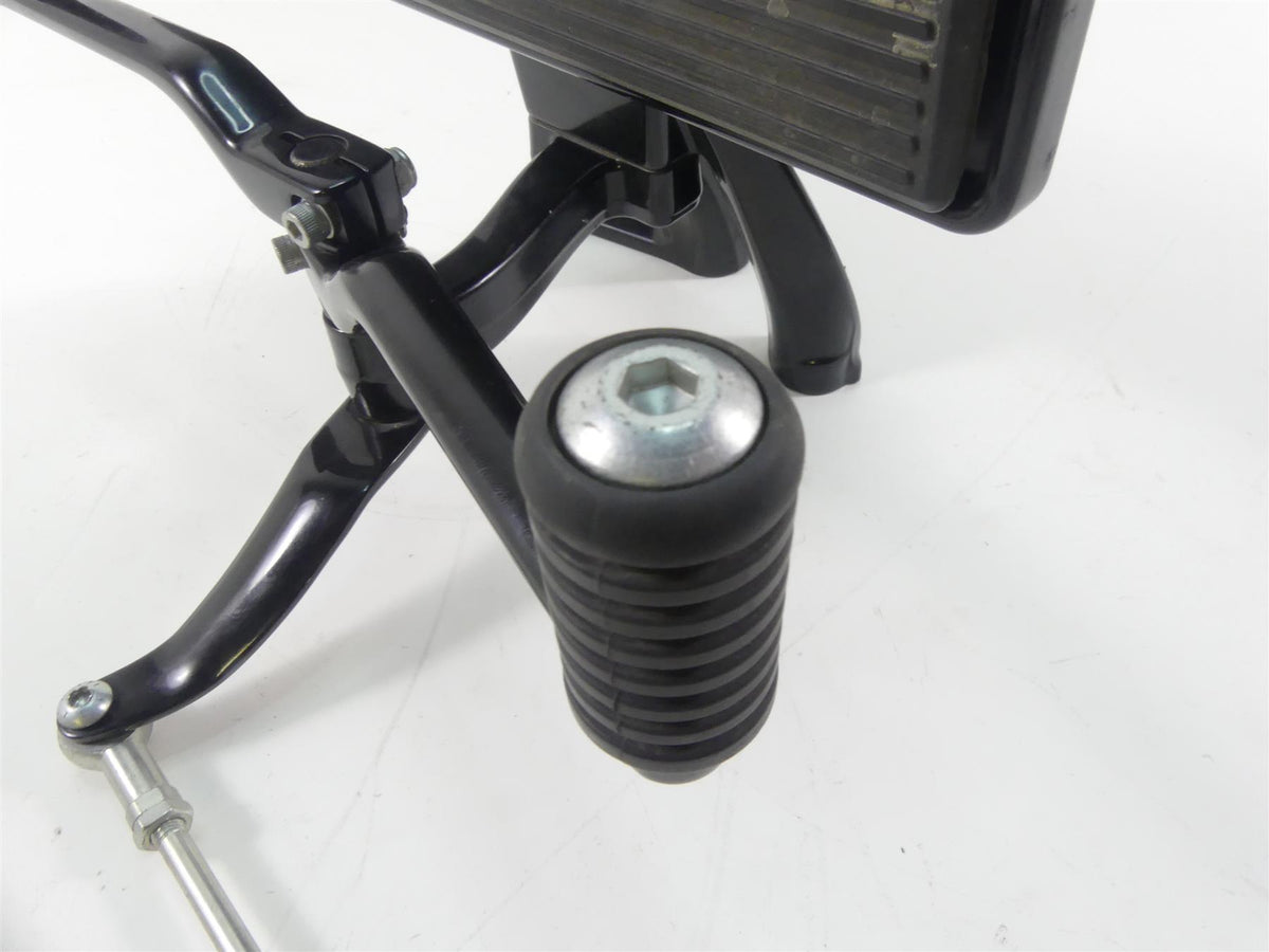2019 Harley FLHC Softail Heritage Front Left Floor Board Shifter Set 50500630 {{ shop.shopifyCountryName }} - Mototech271