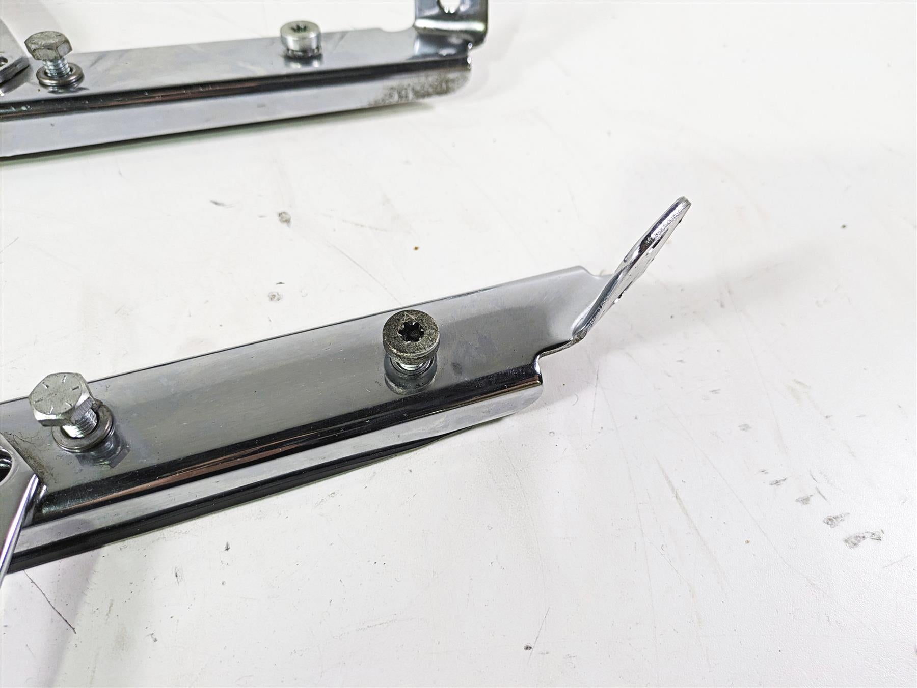2008 Harley Touring FLHTCU E-Glide 105TH Rear Chrome Mount Rack Holder 90720-79C {{ shop.shopifyCountryName }} - Mototech271