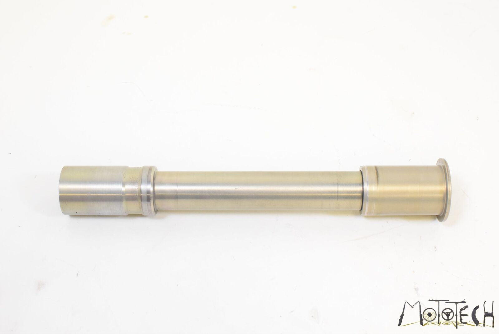 2011 BMW K1300S K1300 S K40 Front Wheel Axle Spindle 31448526440 {{ shop.shopifyCountryName }} - Mototech271