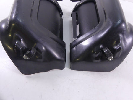 2009 Harley Touring FLHTCU Electra Glide Lower Leg Fairing Cover Set 58816-05A {{ shop.shopifyCountryName }} - Mototech271