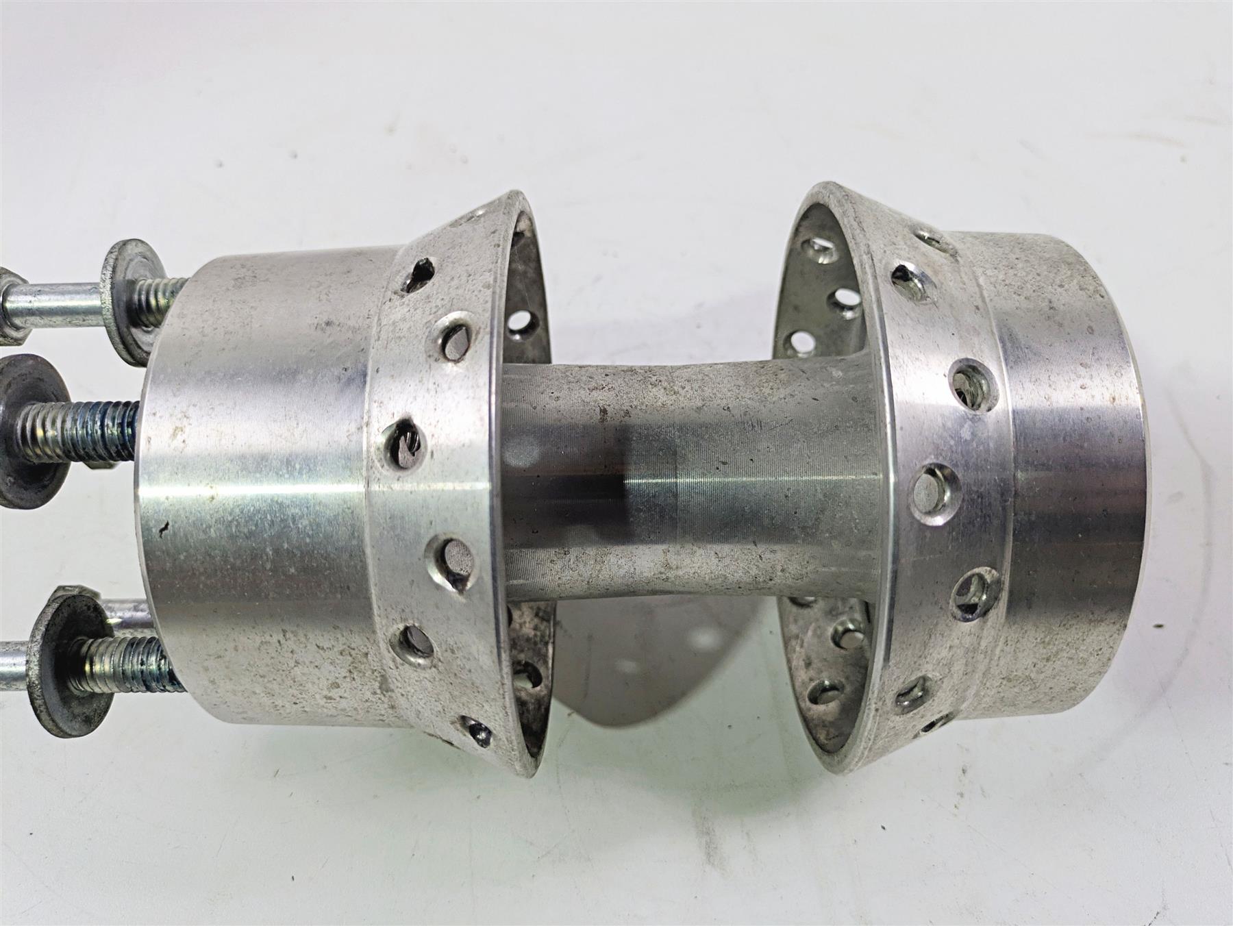 2020 Harley Softail FXST Standard Rear Wheel Hub Spoke Rim 40700-08A {{ shop.shopifyCountryName }} - Mototech271