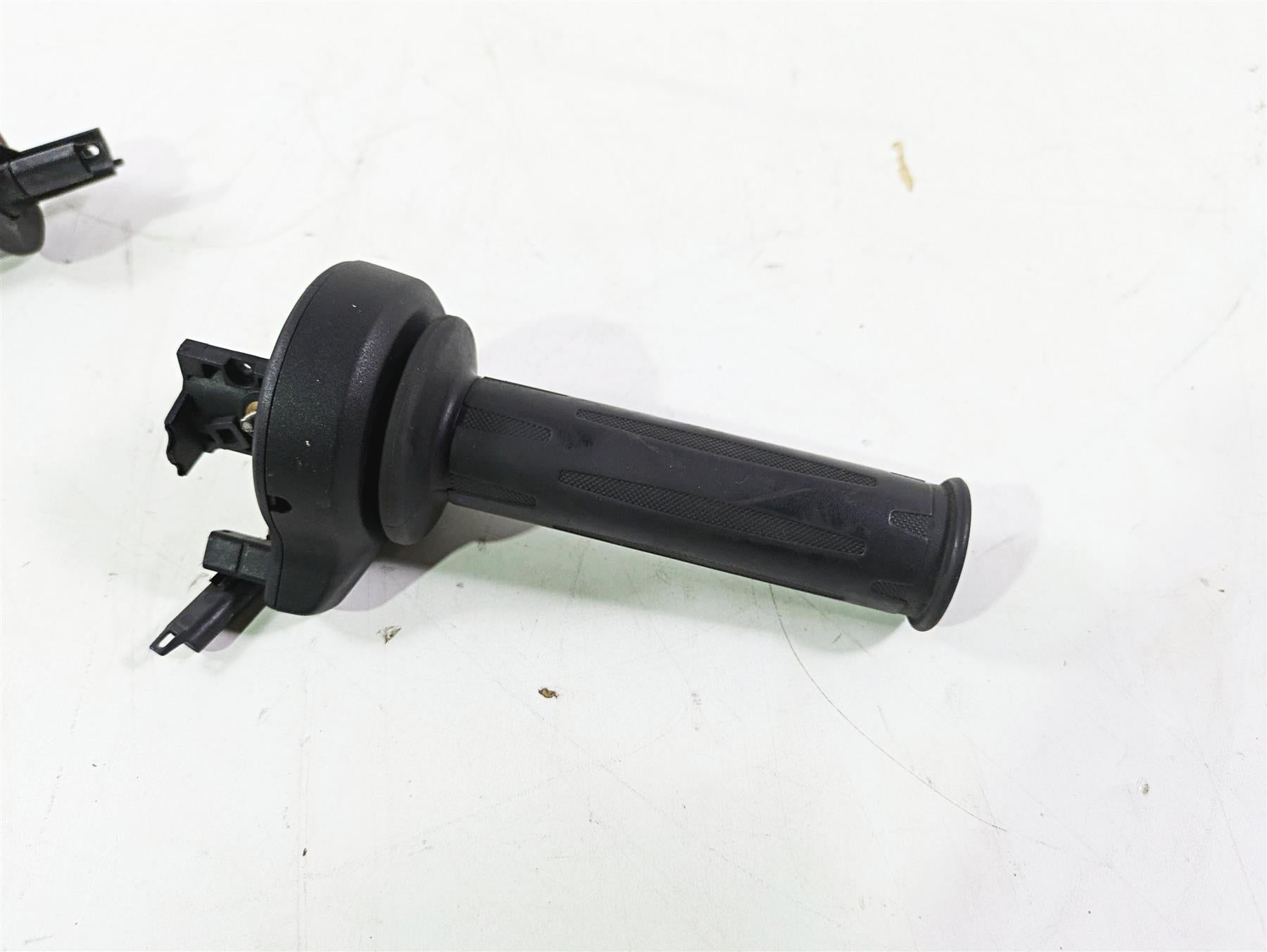 2016 BMW S1000RR K46 Heated Left Right Hand Grip Set Cruise 61317727065 {{ shop.shopifyCountryName }} - Mototech271