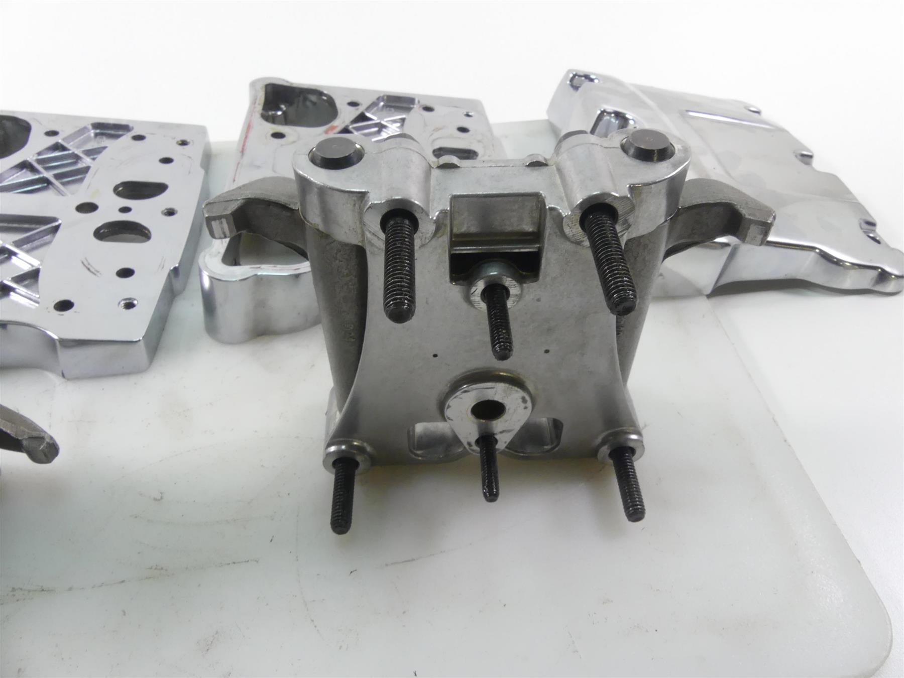 2009 Harley Dyna FXDF SE CVO Fat Bob Chrome Valve Cover Rocker Box Set 17571-99 {{ shop.shopifyCountryName }} - Mototech271