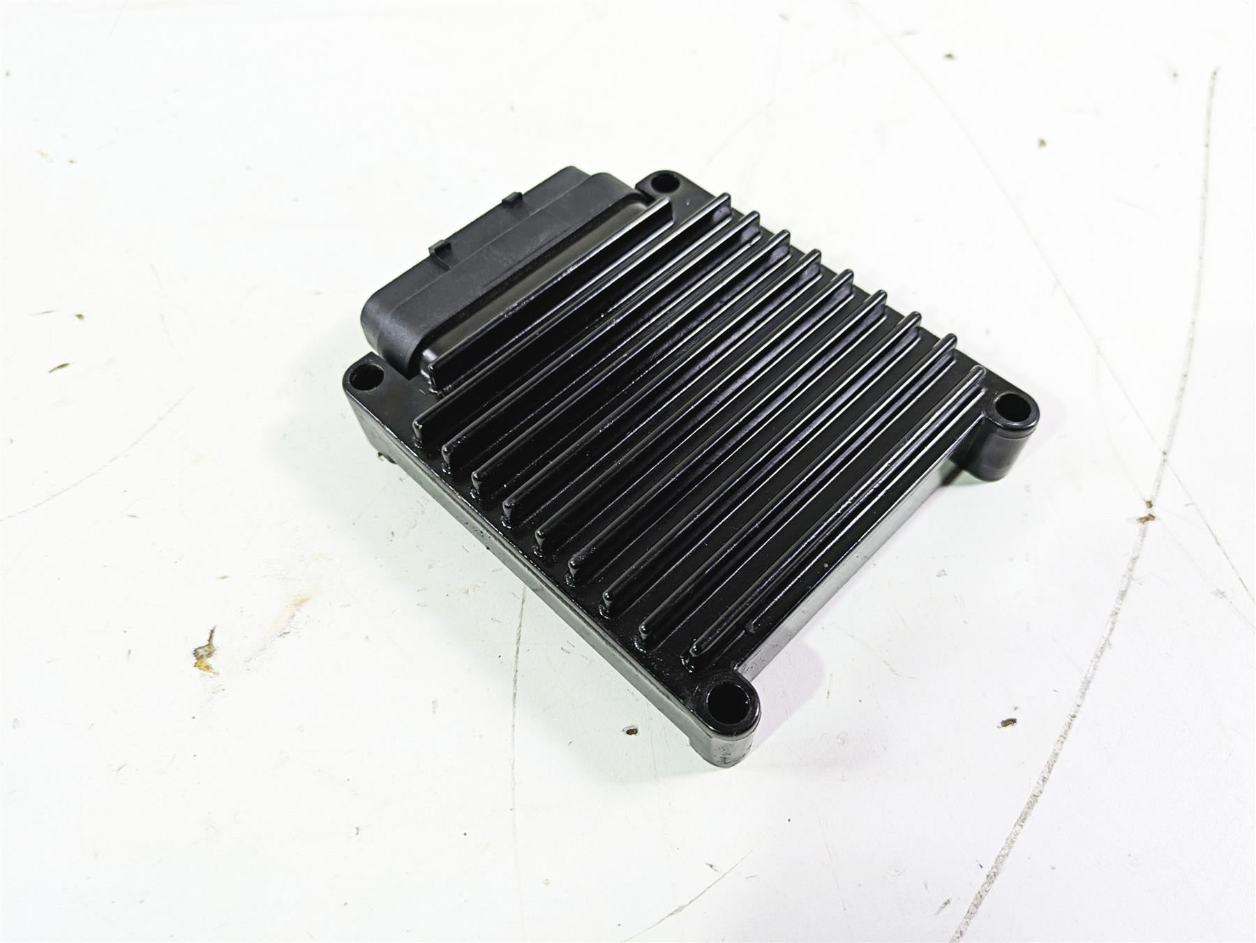 2005 Harley Softail FLSTSCI Heritage Springer Cdi Ecm Control Module 32498-05 {{ shop.shopifyCountryName }} - Mototech271