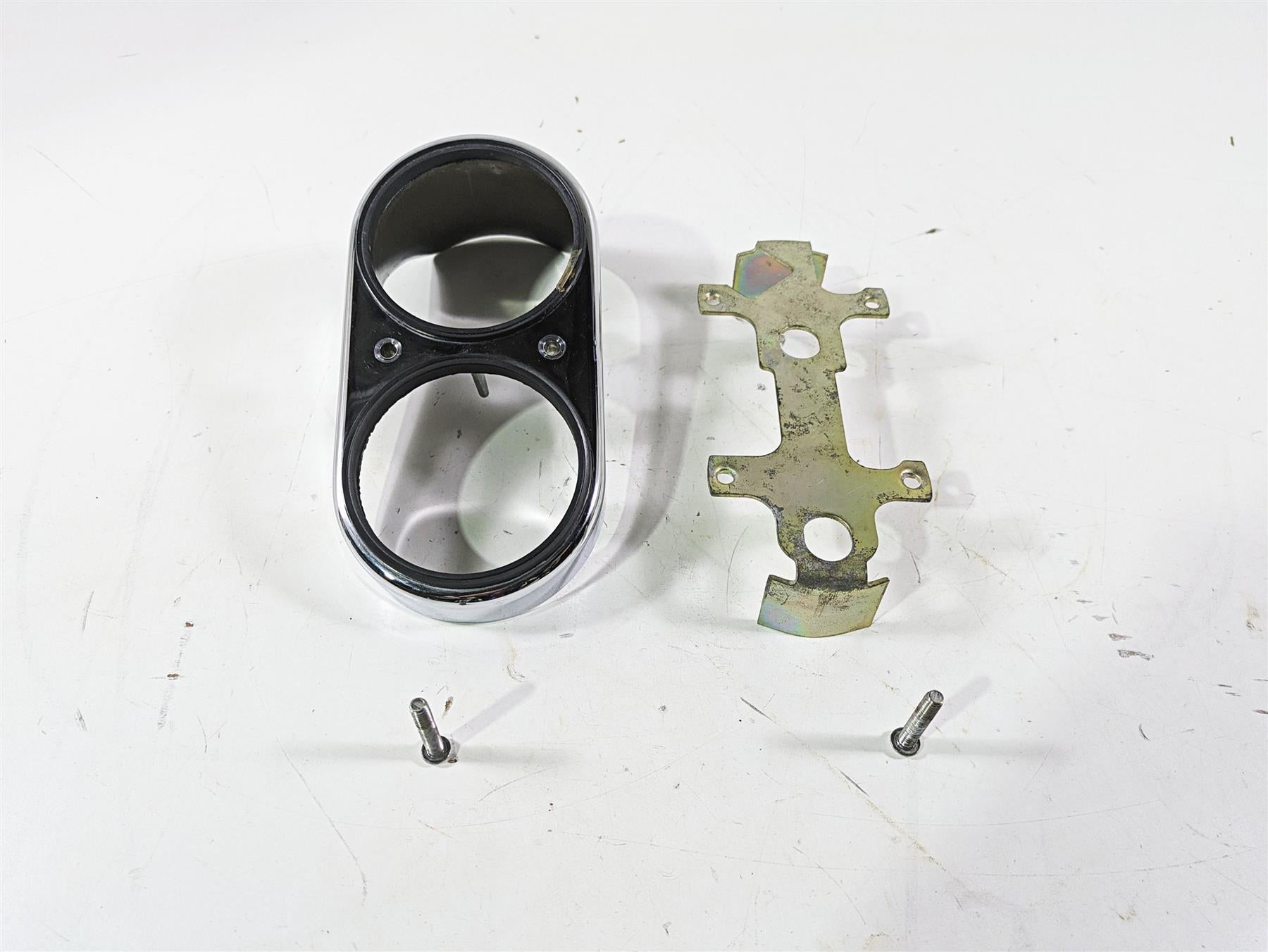 2003 Harley Dyna FXDL Low Rider 100TH Chrome Gauge Speedo Tacho Housing 67185-95 {{ shop.shopifyCountryName }} - Mototech271