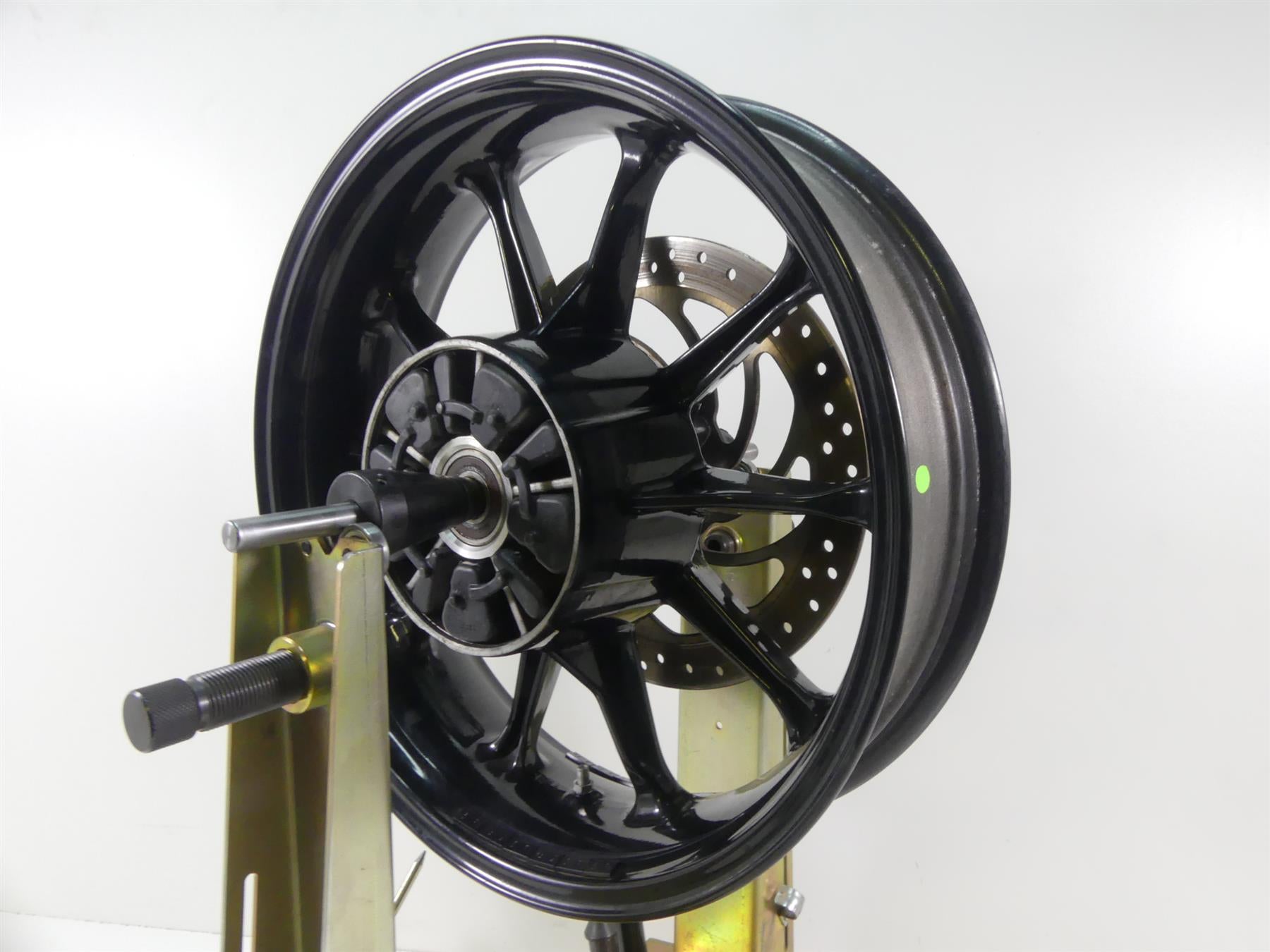 2017 Victory Octane 1200 Straight Rear Wheel Rim 17x4.5 1522138-266 {{ shop.shopifyCountryName }} - Mototech271