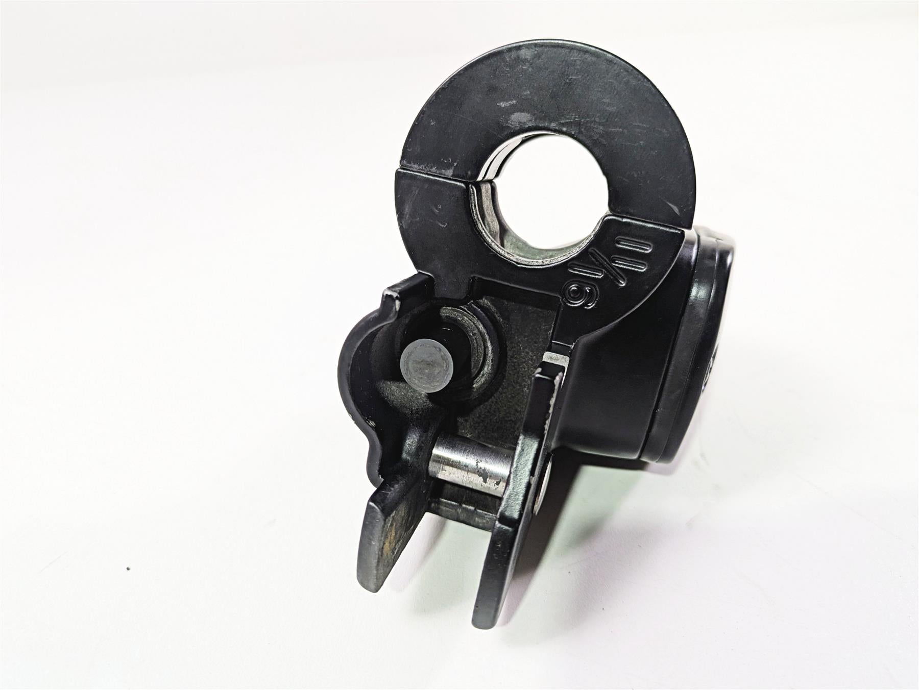 1999 Harley Touring FLHTCUI E-Glide Front Brake Master Cylinder 11/16 41700737 {{ shop.shopifyCountryName }} - Mototech271