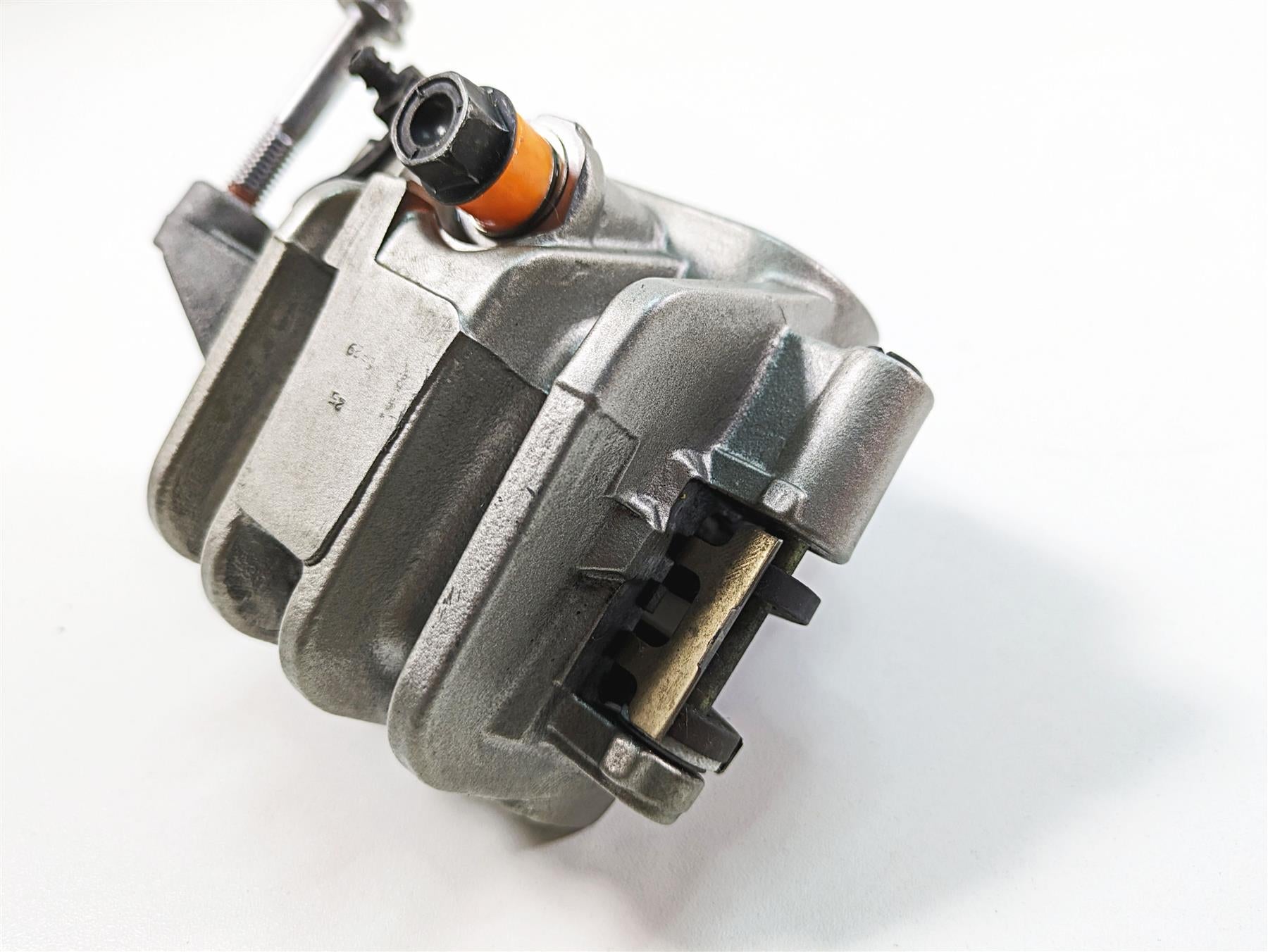 2006 Honda V-Twin VTX1300 R Nissin Front Brake Caliper 45250-MEM-671 {{ shop.shopifyCountryName }} - Mototech271