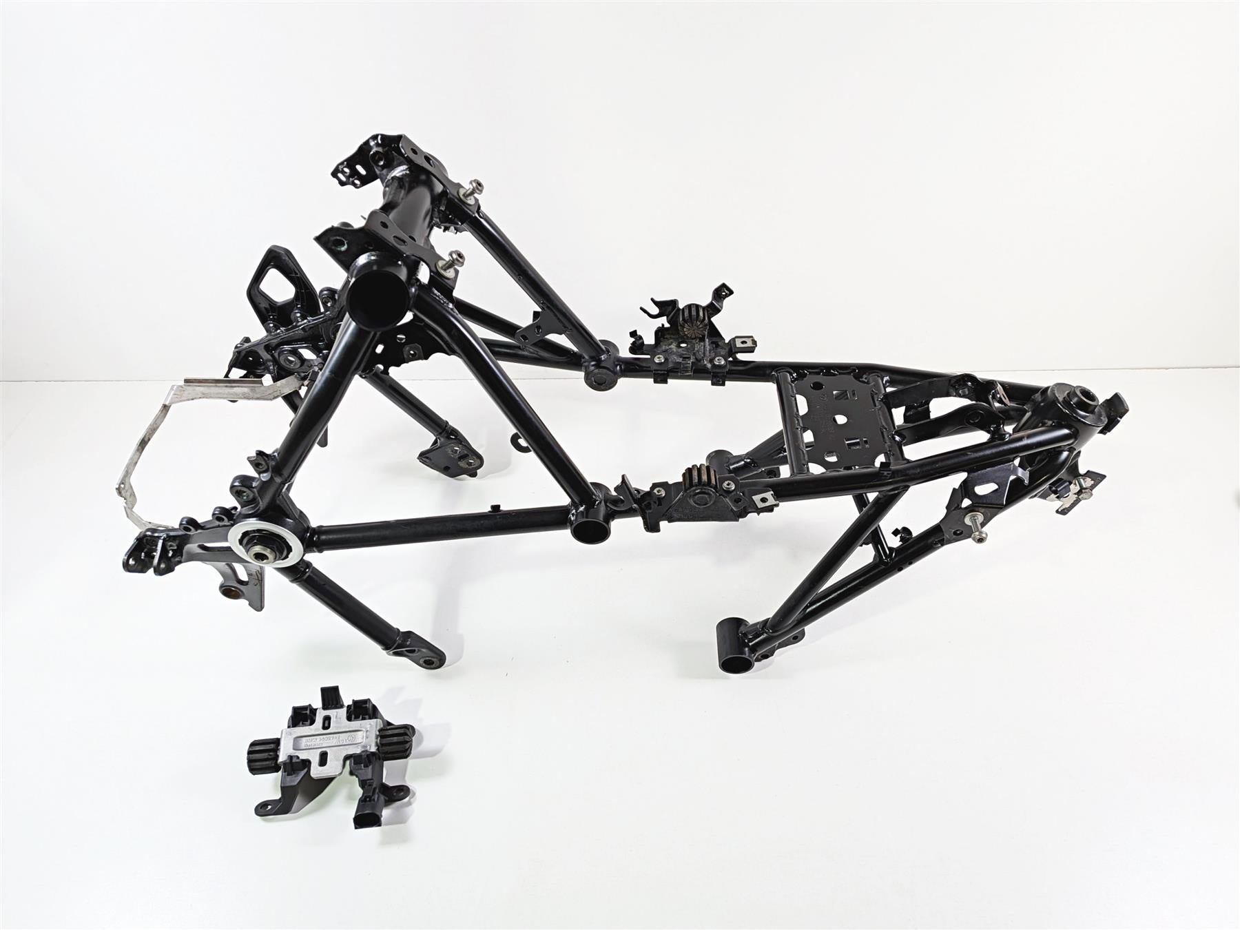 2015 BMW R1200GS K50 Straight Black Main Frame Chassis With Clean California Title 46519444974 {{ shop.shopifyCountryName }} - Mototech271