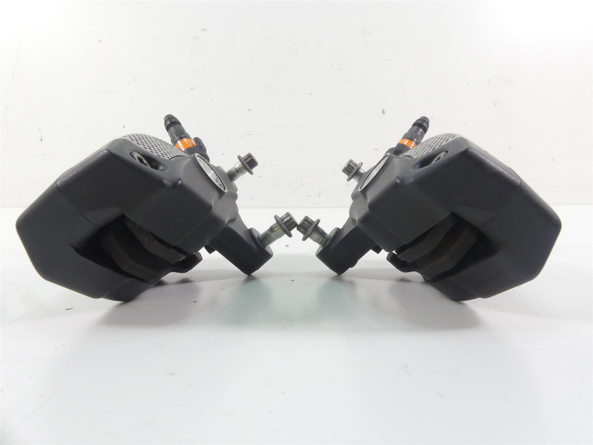 2013 Harley Touring FLHTP Electra Glide Front Brembo Brake Caliper Set 43027-08 {{ shop.shopifyCountryName }} - Mototech271