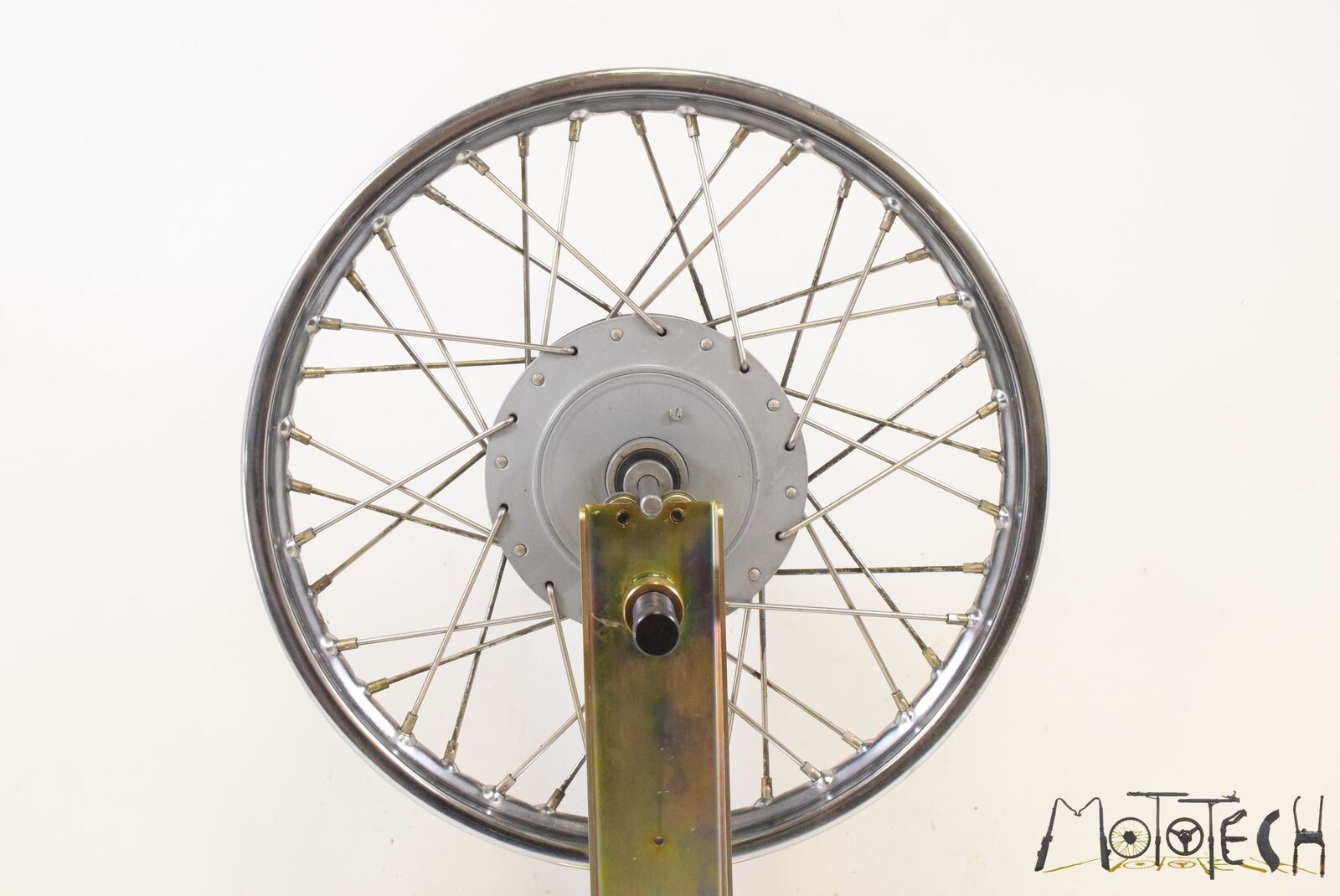2012 Royal Enfield Bullet Classic C5 STRAIGHT Rear Wheel Rim 1.85x19 170547 {{ shop.shopifyCountryName }} - Mototech271