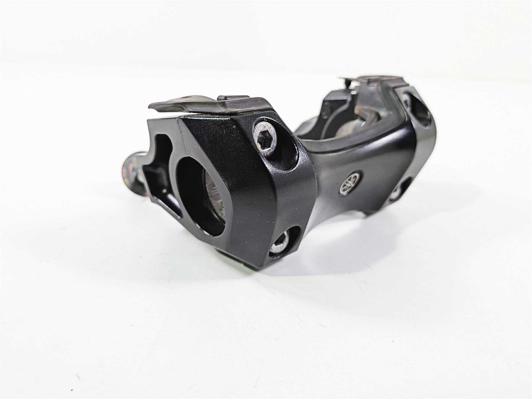 2009 Yamaha VMX17 V-Max 1700 Handlebar Riser Holder Set 2" 2S3-23441-00-00-Mototech271