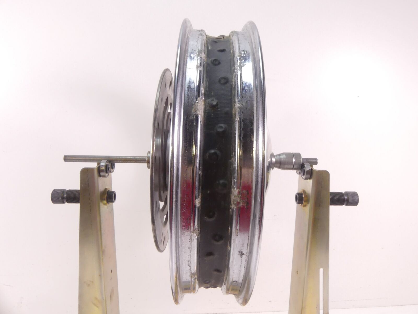2006 Harley FLSTCI Softail Heritage Straight Front Wheel Rim 16x3 43005-05A {{ shop.shopifyCountryName }} - Mototech271