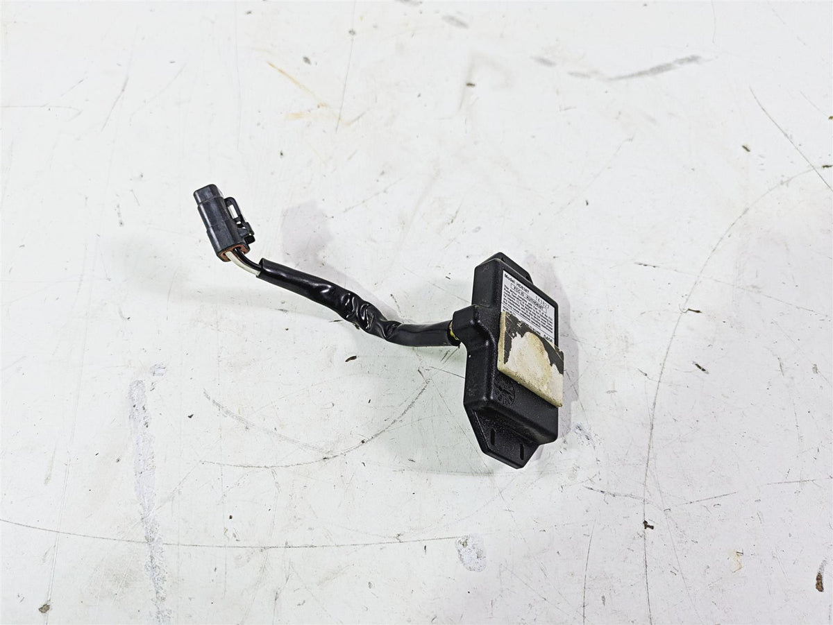 2007 Harley Touring FLHTCU SE CVO E-Glide Garage Door Transmitter 91561-01 HD838T {{ shop.shopifyCountryName }} - Mototech271