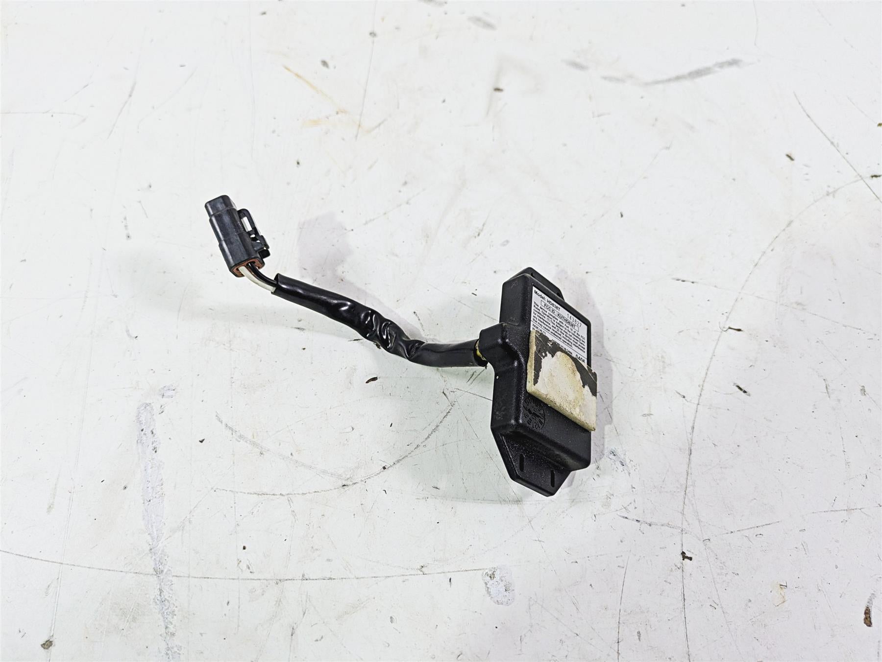 2007 Harley Touring FLHTCU SE CVO E-Glide Garage Door Transmitter 91561-01 HD838T {{ shop.shopifyCountryName }} - Mototech271