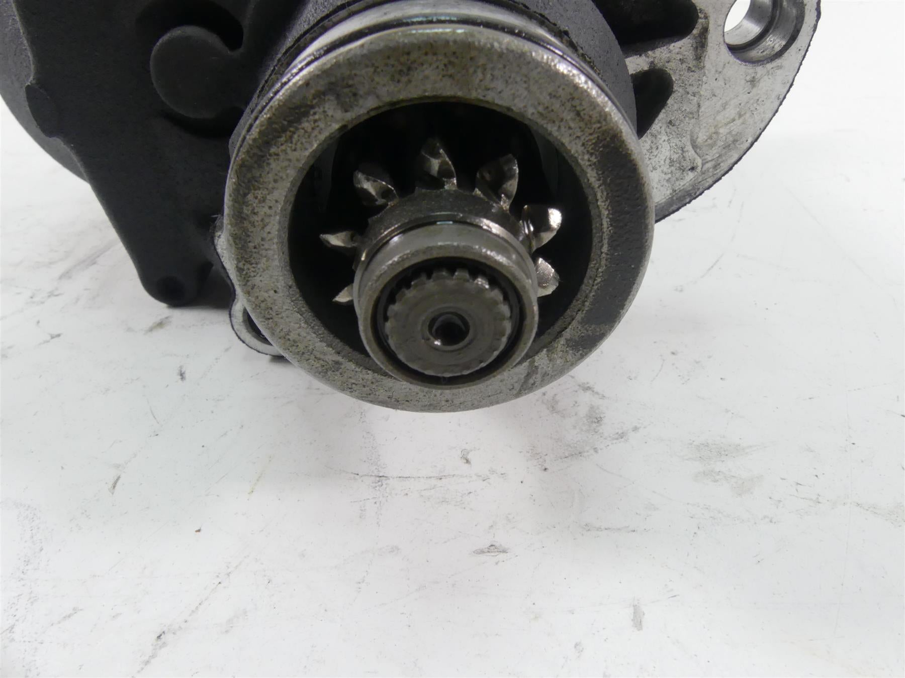 2011 Harley Touring FLTRU Road Glide Engine Starter Motor + Cover 31618-06A {{ shop.shopifyCountryName }} - Mototech271